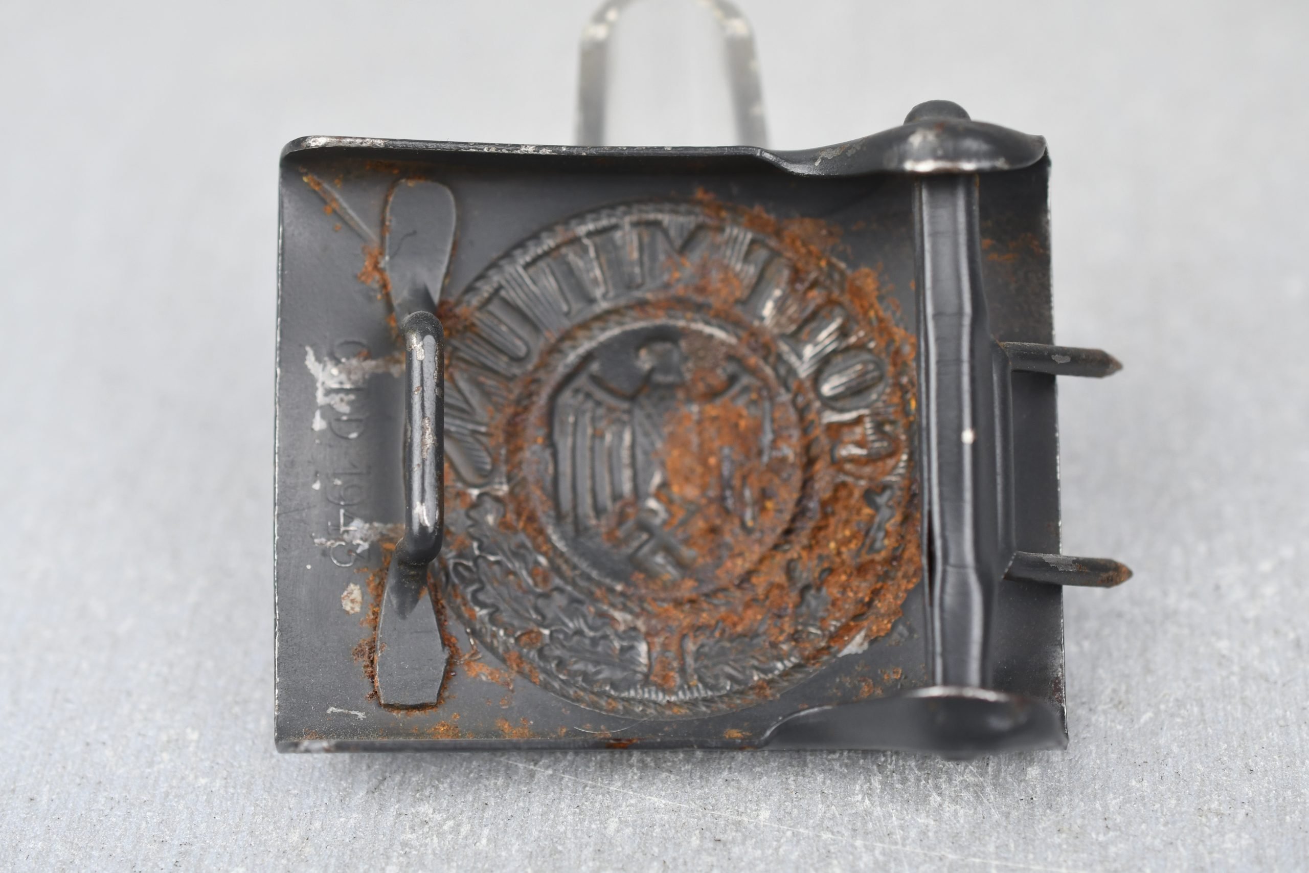 Late war steel Army/Kriegsmarine buckle by C.T.D. 1943 — image 2