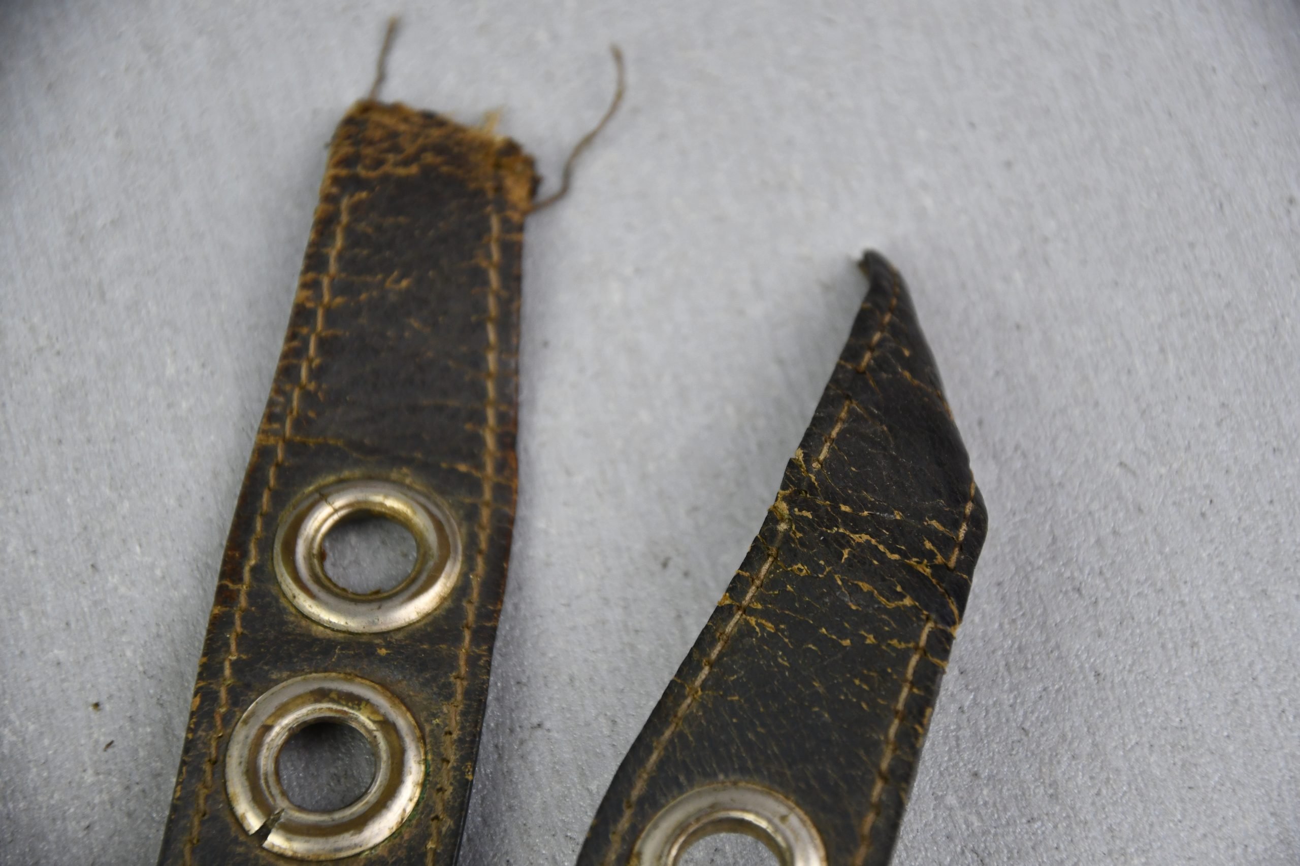 RARE M38 paratrooper 'Fallschirmjäger' helmet straps — image 4