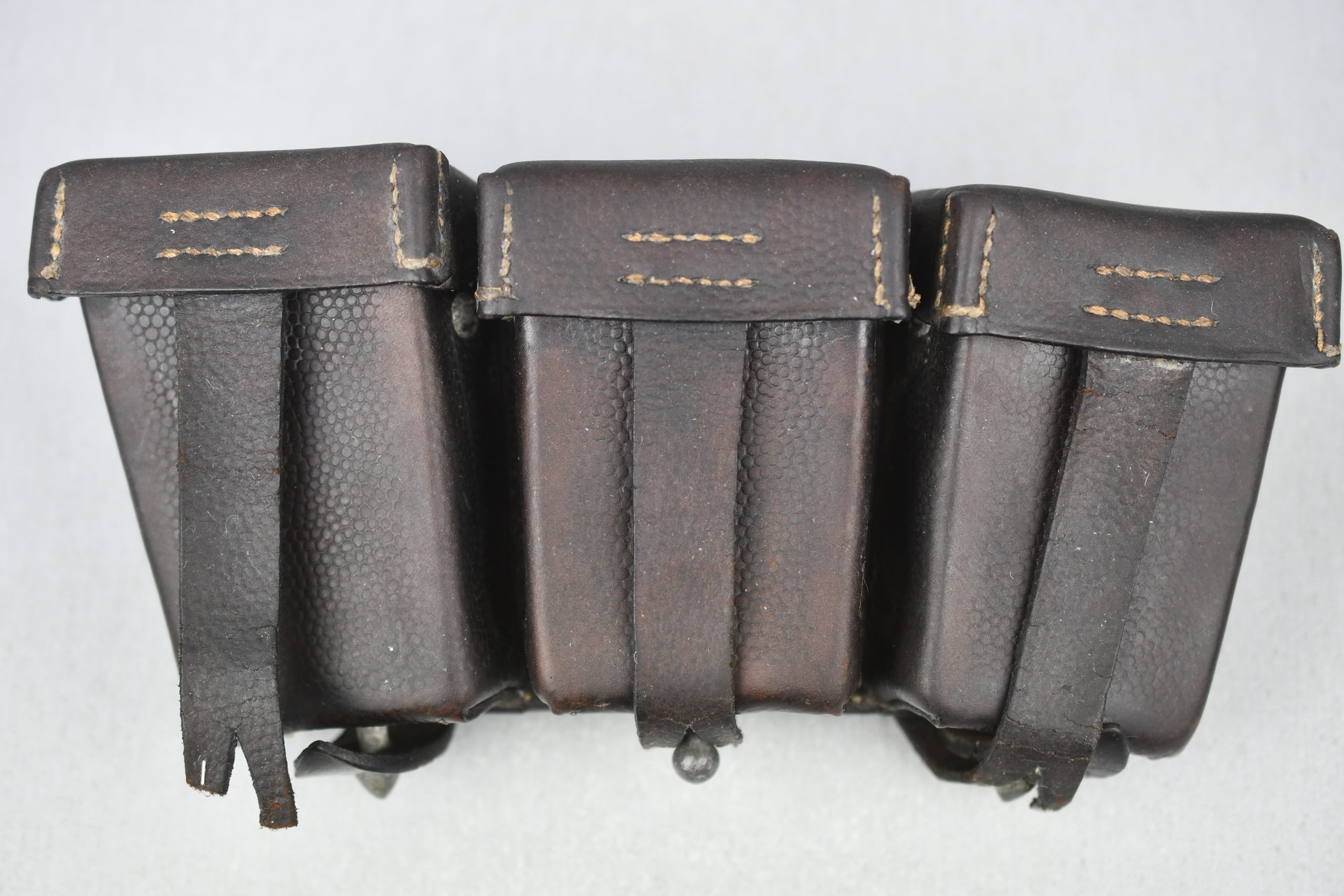 K98 ammunition pouch by Carl Busse 1936