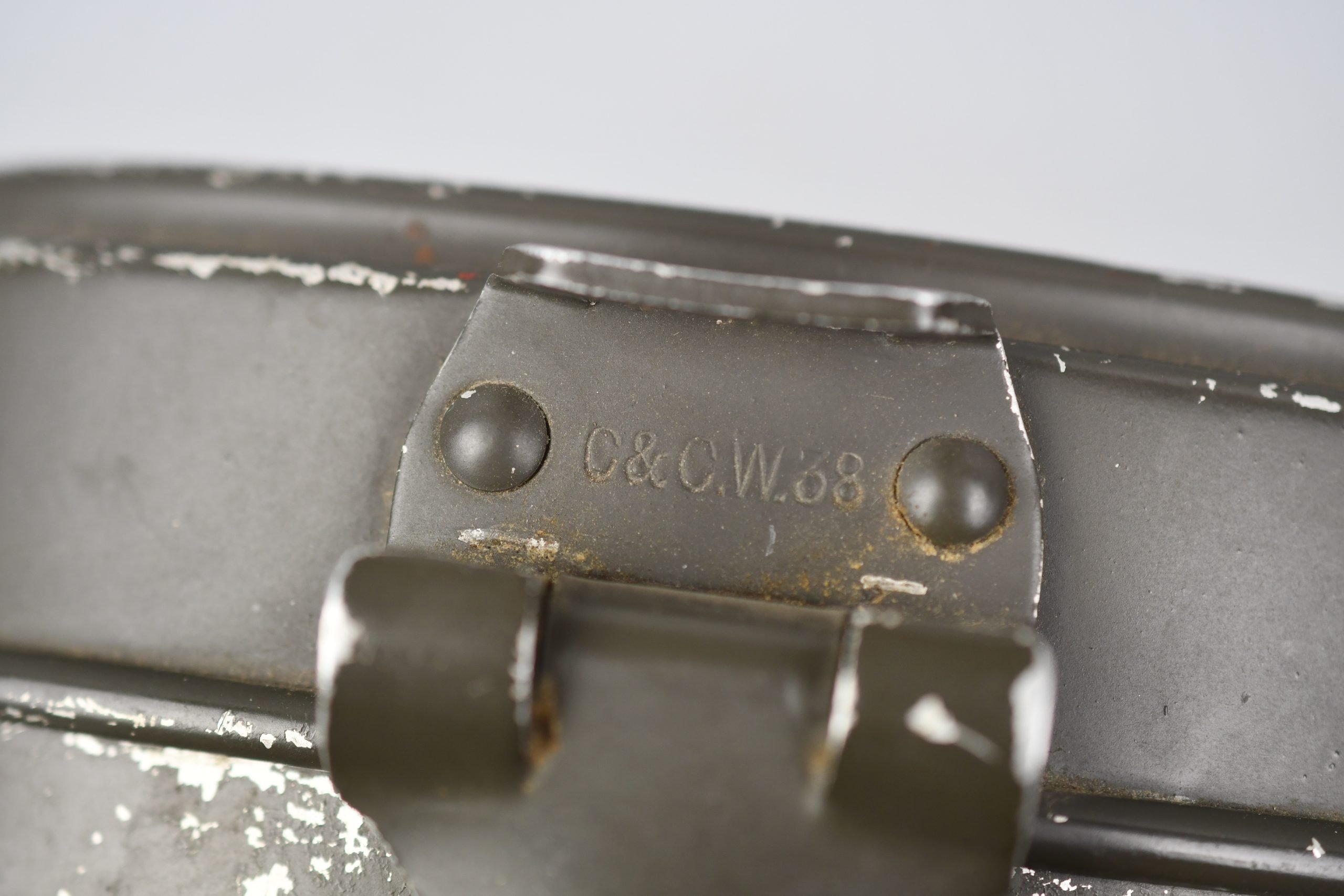 M31 Wehrmacht matching mess kit by C.&C.W. 1938 — image 2
