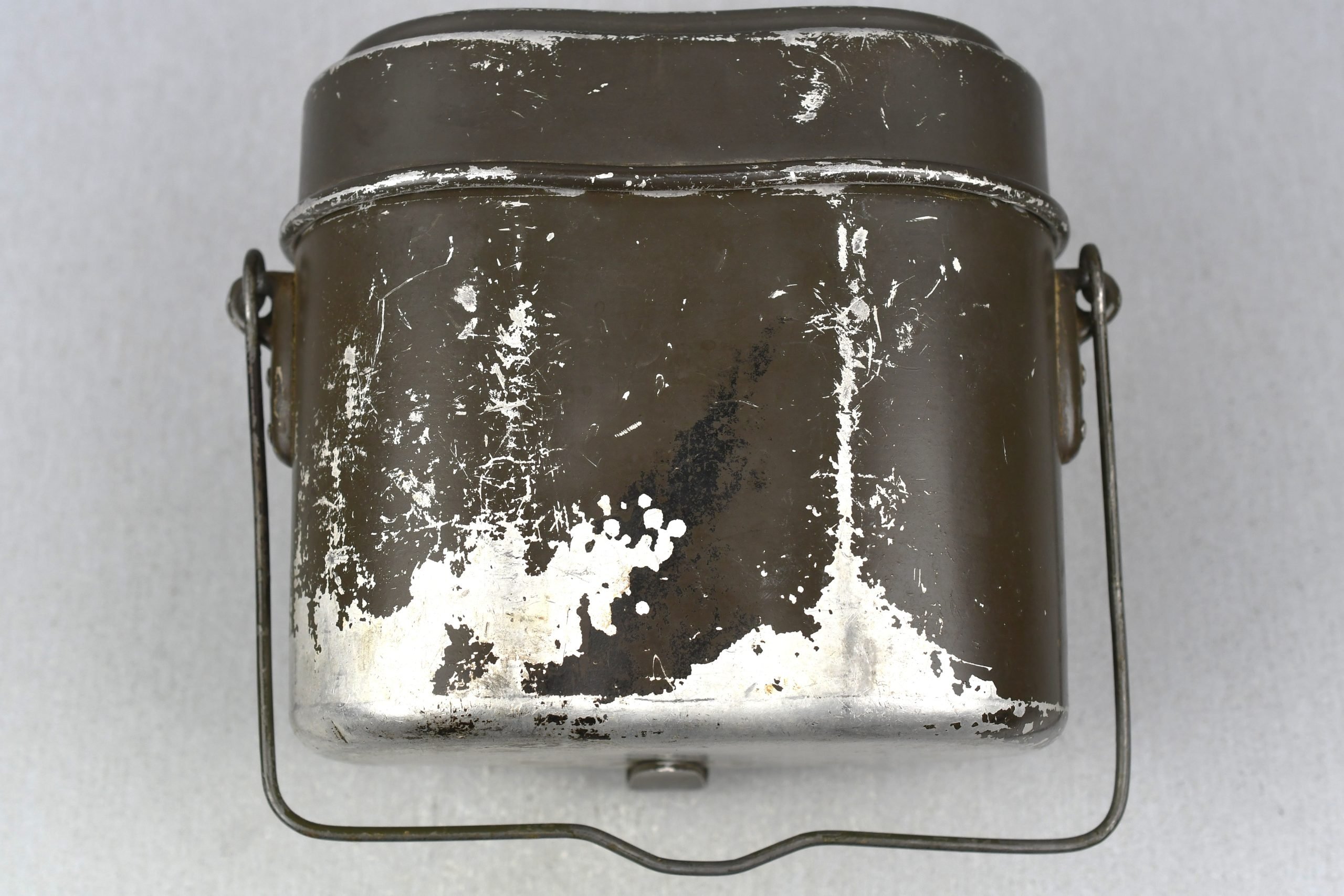 M31 Wehrmacht matching mess kit by C.&C.W. 1938 — image 4