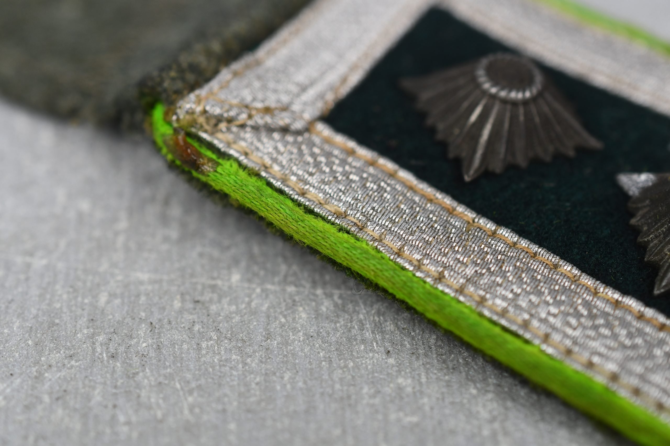 M36 army (Heer) NCO Panzergrenadier shoulder board for Oberfeldwebel — image 3