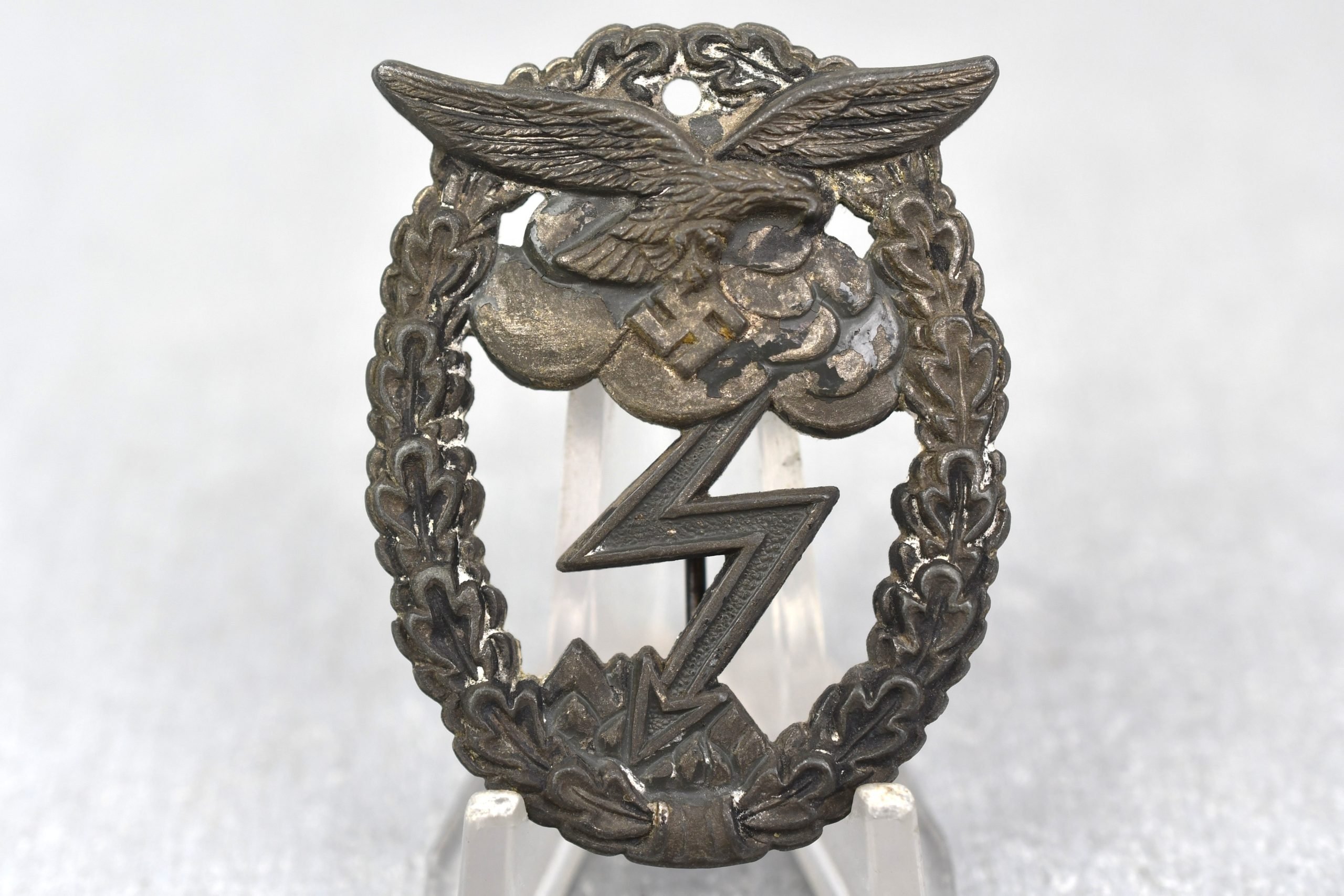 Luftwaffe ground assult badge 'Erdkampfabzeichen' by A. Walpach