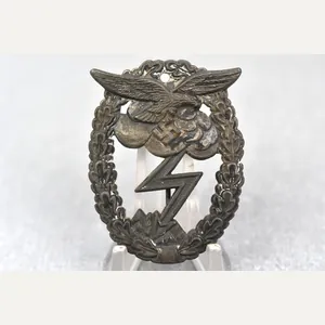 Luftwaffe ground assult badge 'Erdkampfabzeichen' by A. Walpach