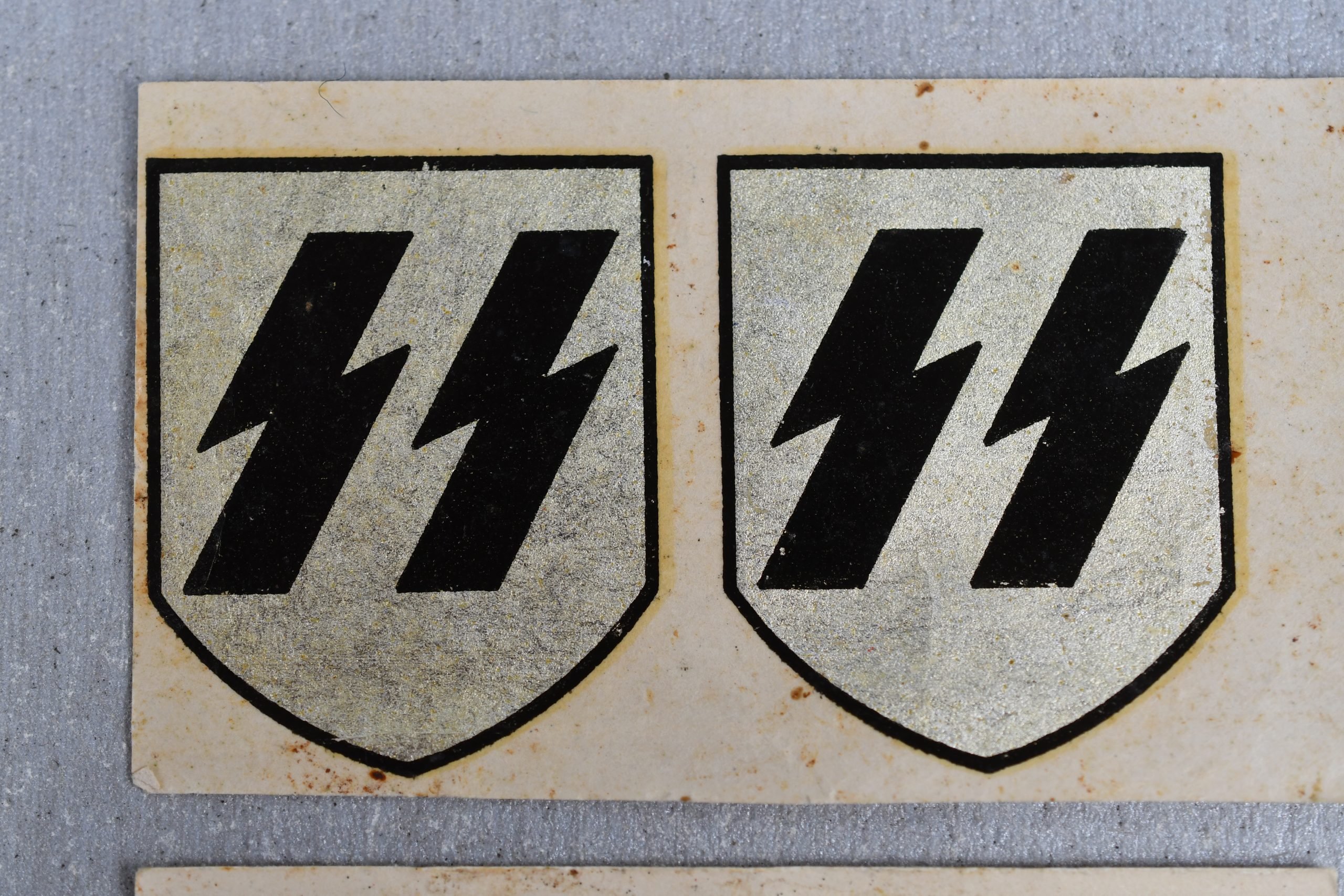Unissued Waffen-SS helmet double decal runes by C.A. Pocher — image 2
