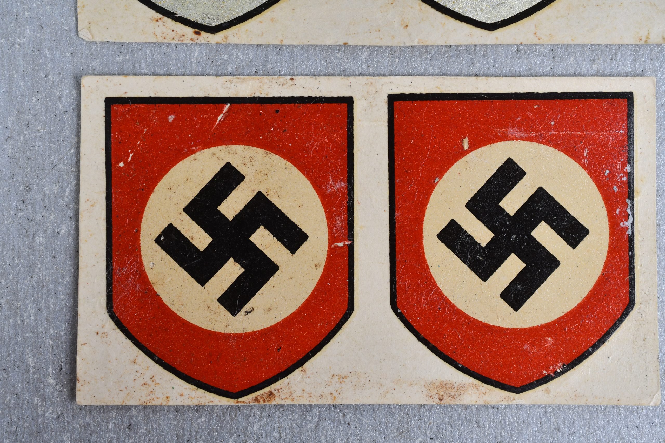 Unissued Waffen-SS helmet double decal runes by C.A. Pocher — image 3