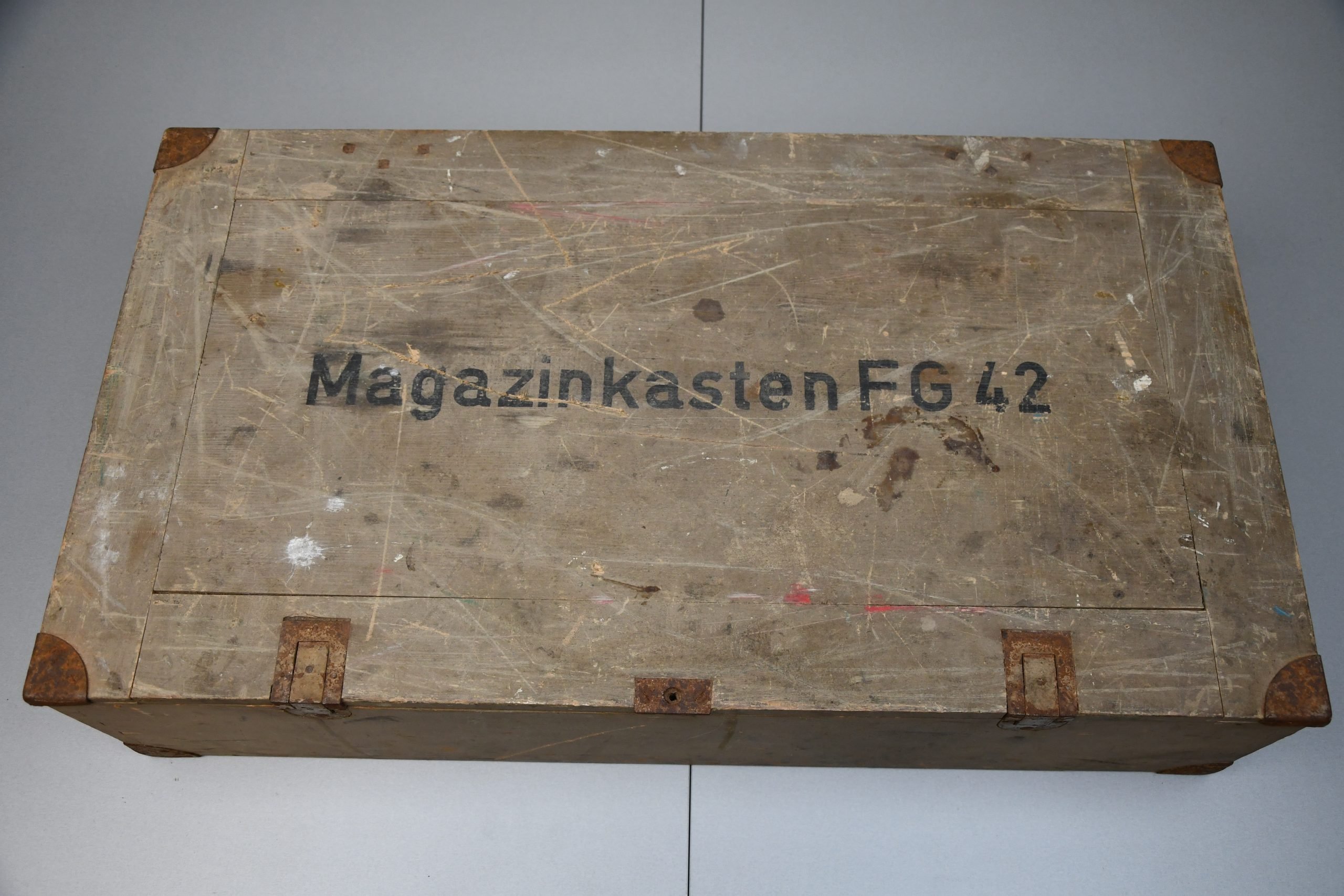 RARE FG42 'Fallschirmjägergewehr 42' ammunition crate
