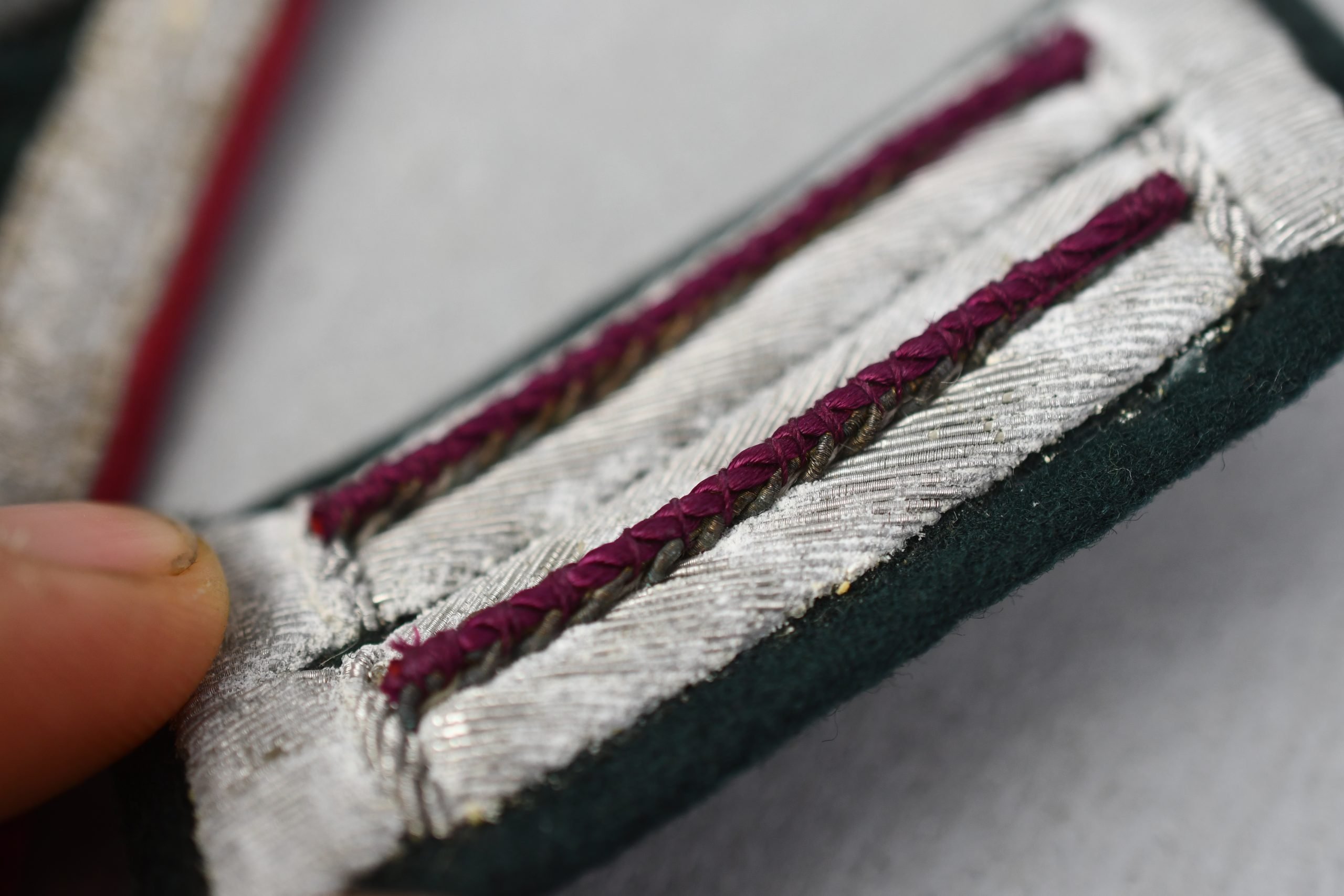 Army (Heer) smoke troops 'Nebelwerfer' insignia set of an NCO officer candidate — image 2