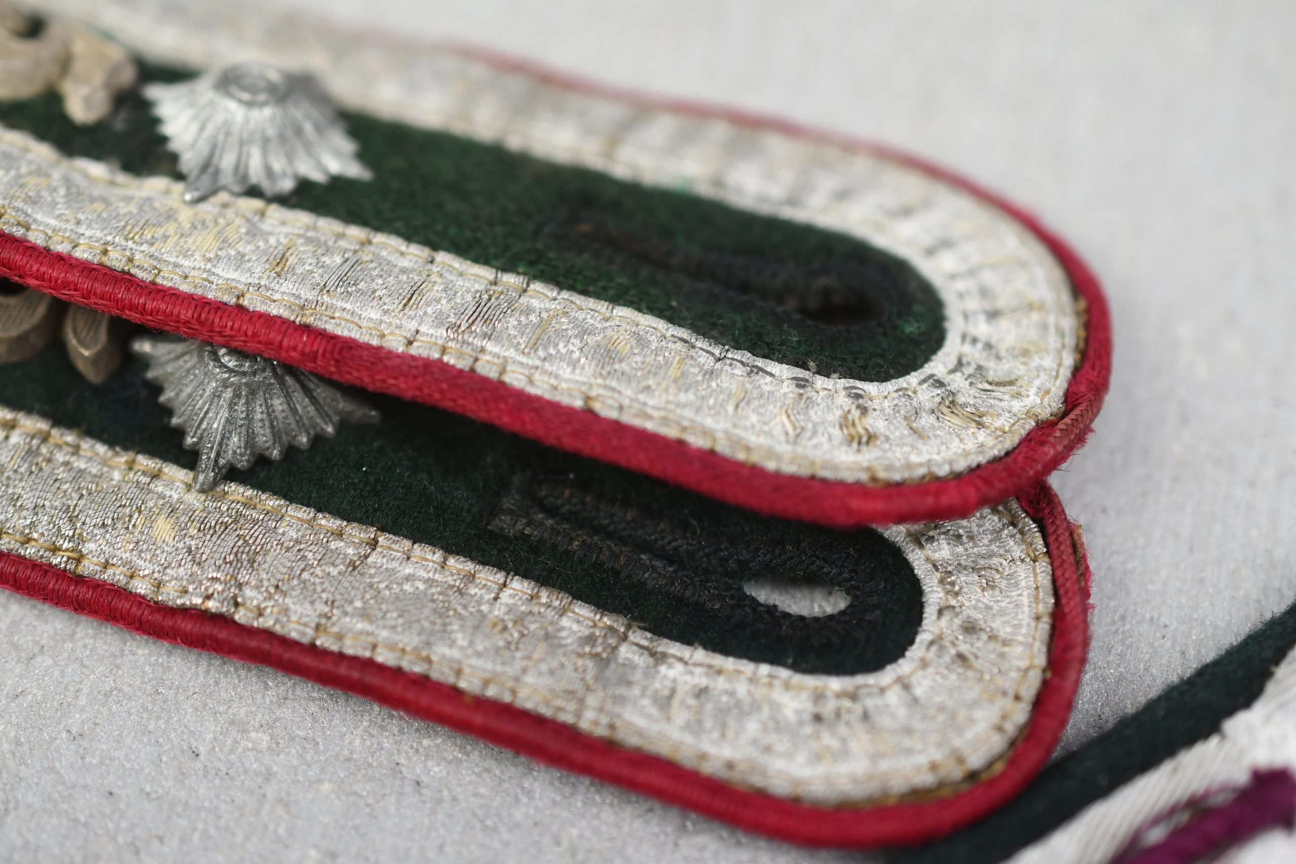 Army (Heer) smoke troops 'Nebelwerfer' insignia set of an NCO officer candidate — image 5