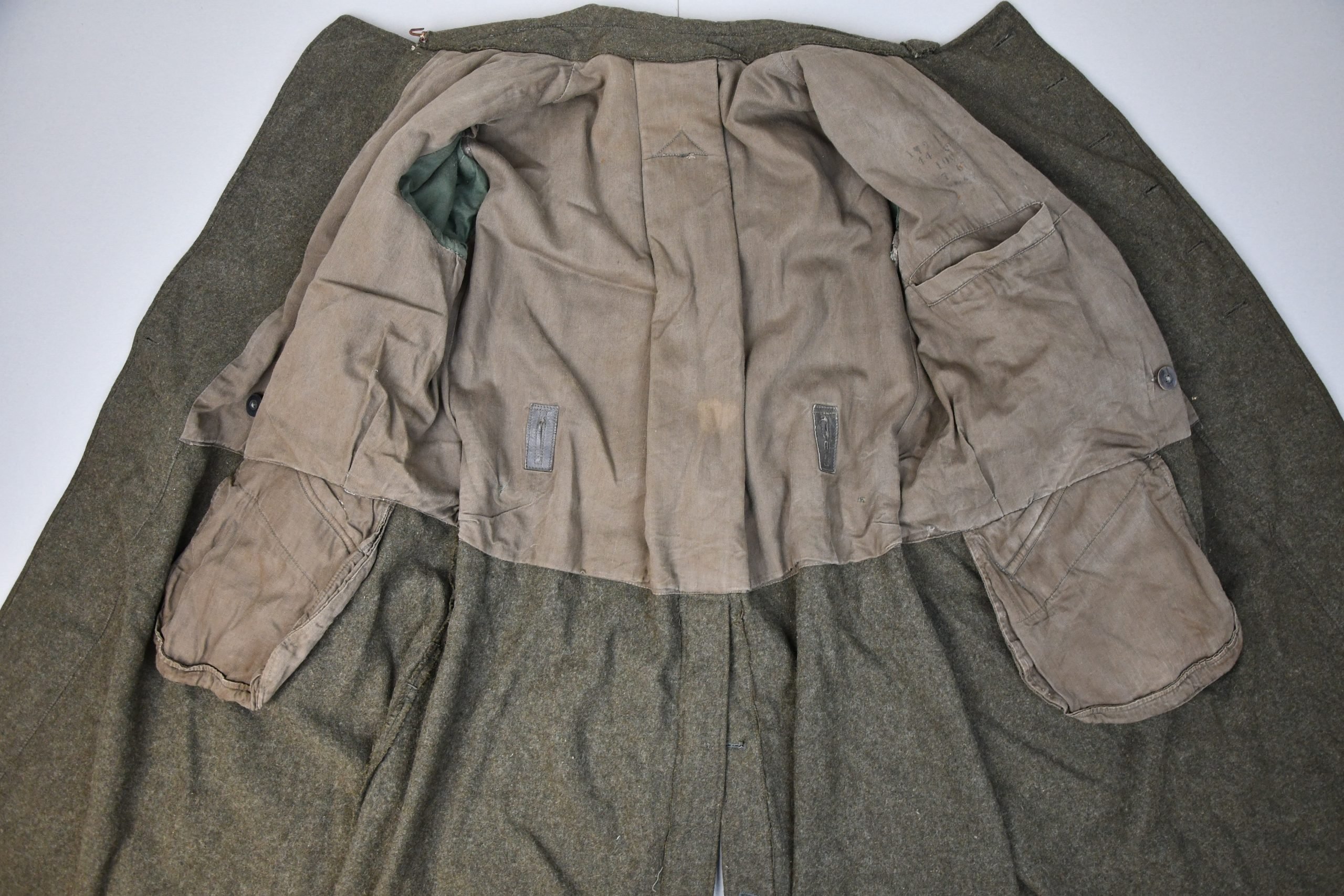 M43 army (Heer) greatcoat 1944 — image 16