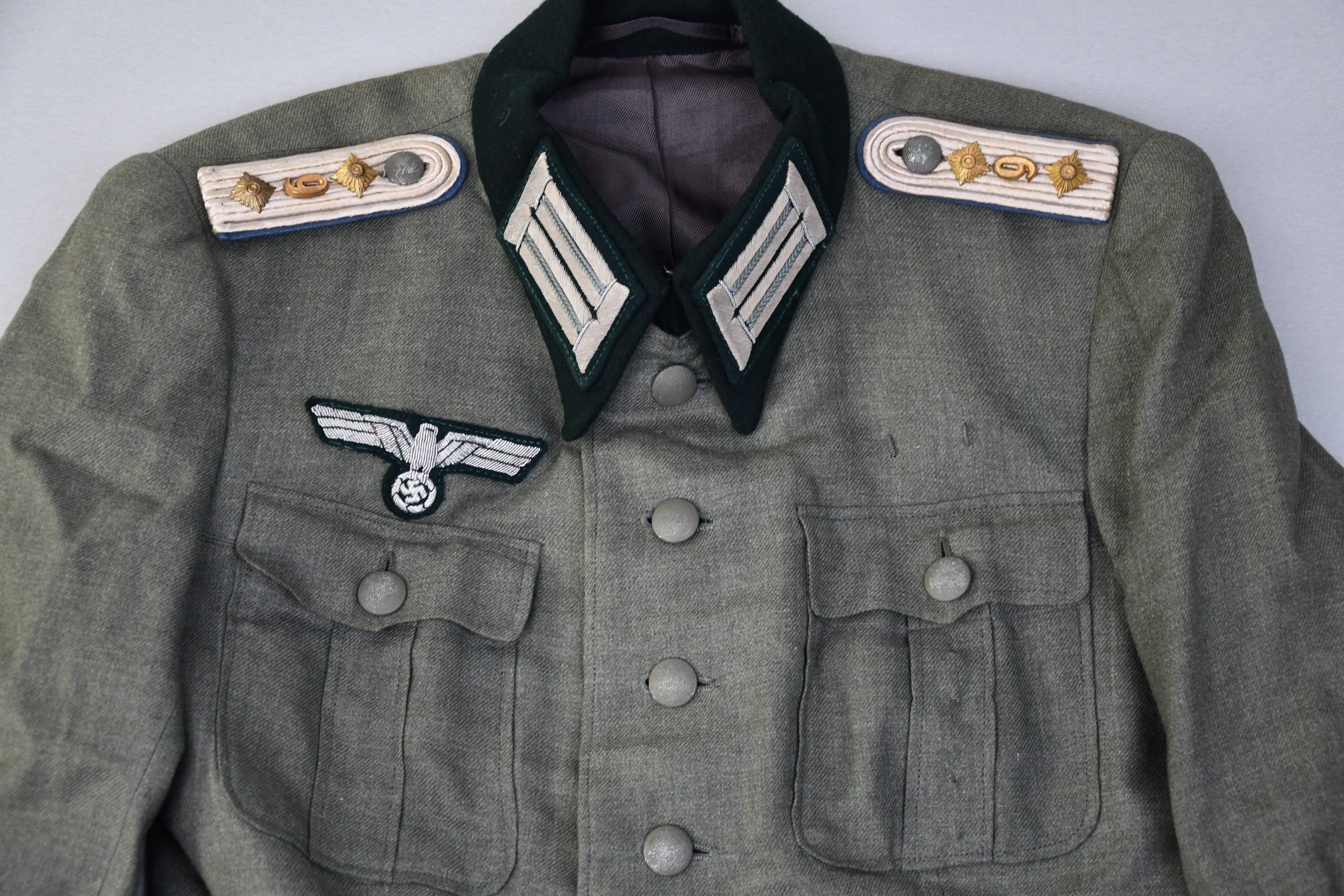 Army (Heer) transport 'Nachschub' officer tunic — image 3