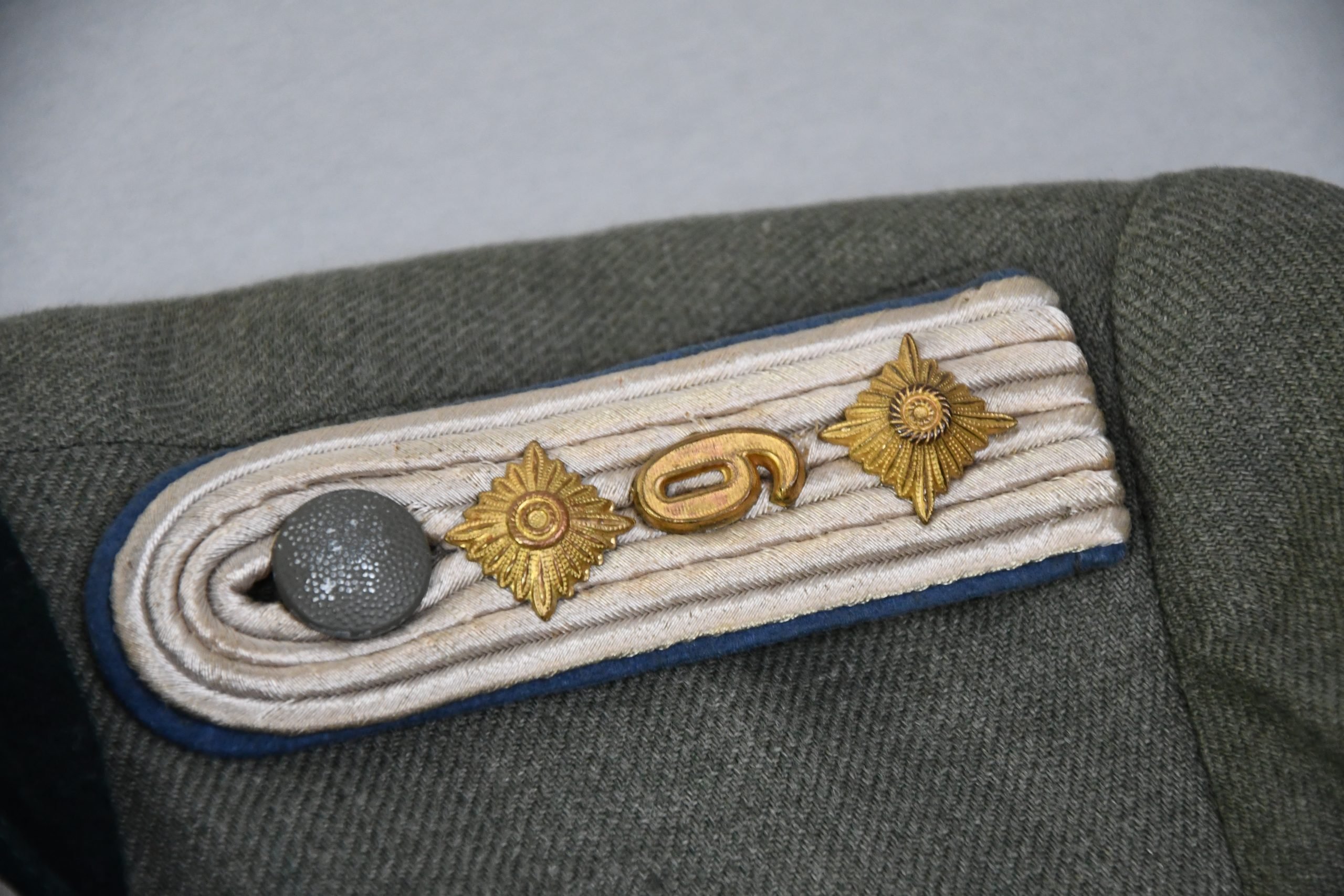 Army (Heer) transport 'Nachschub' officer tunic — image 8
