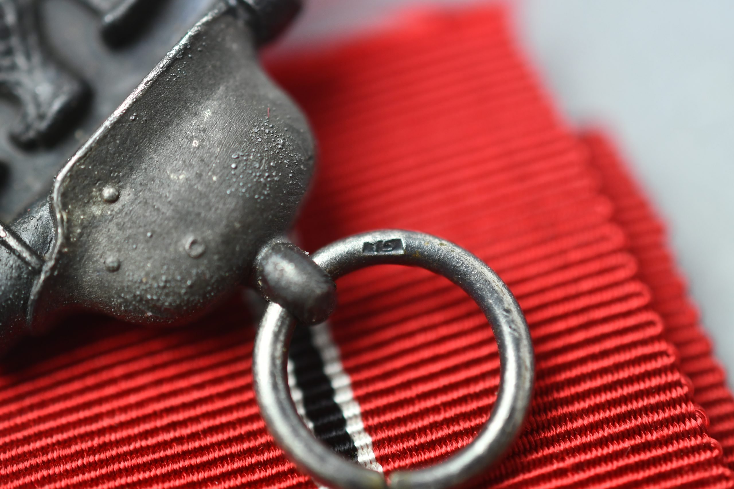 Eastern Front Medal 'Ostmedaille' by '15' Friedrich Orth — image 2