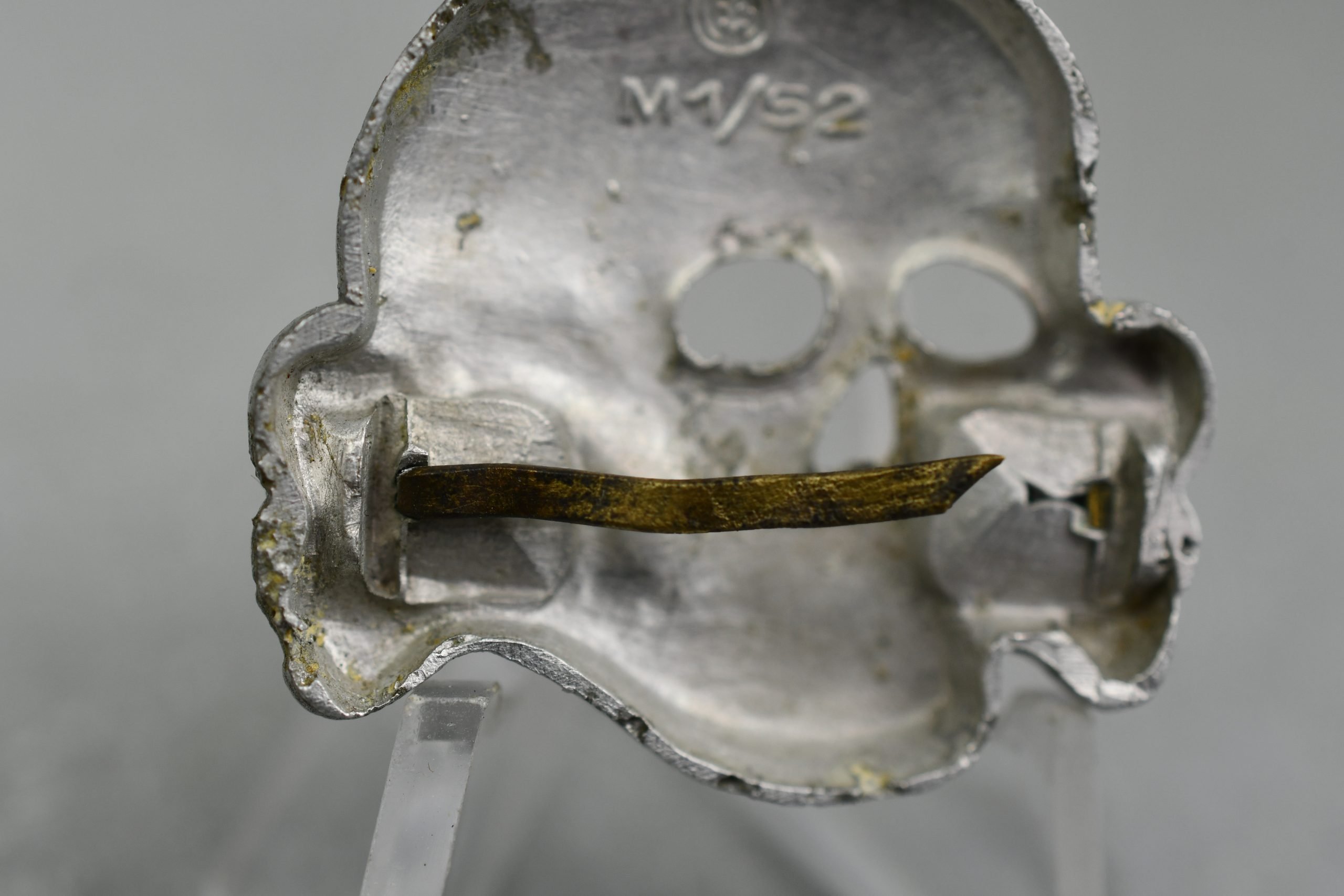 SS visor cap skull 'Totenkopf' by RZM M1/52 Deschler & Sohn in aluminum — image 3