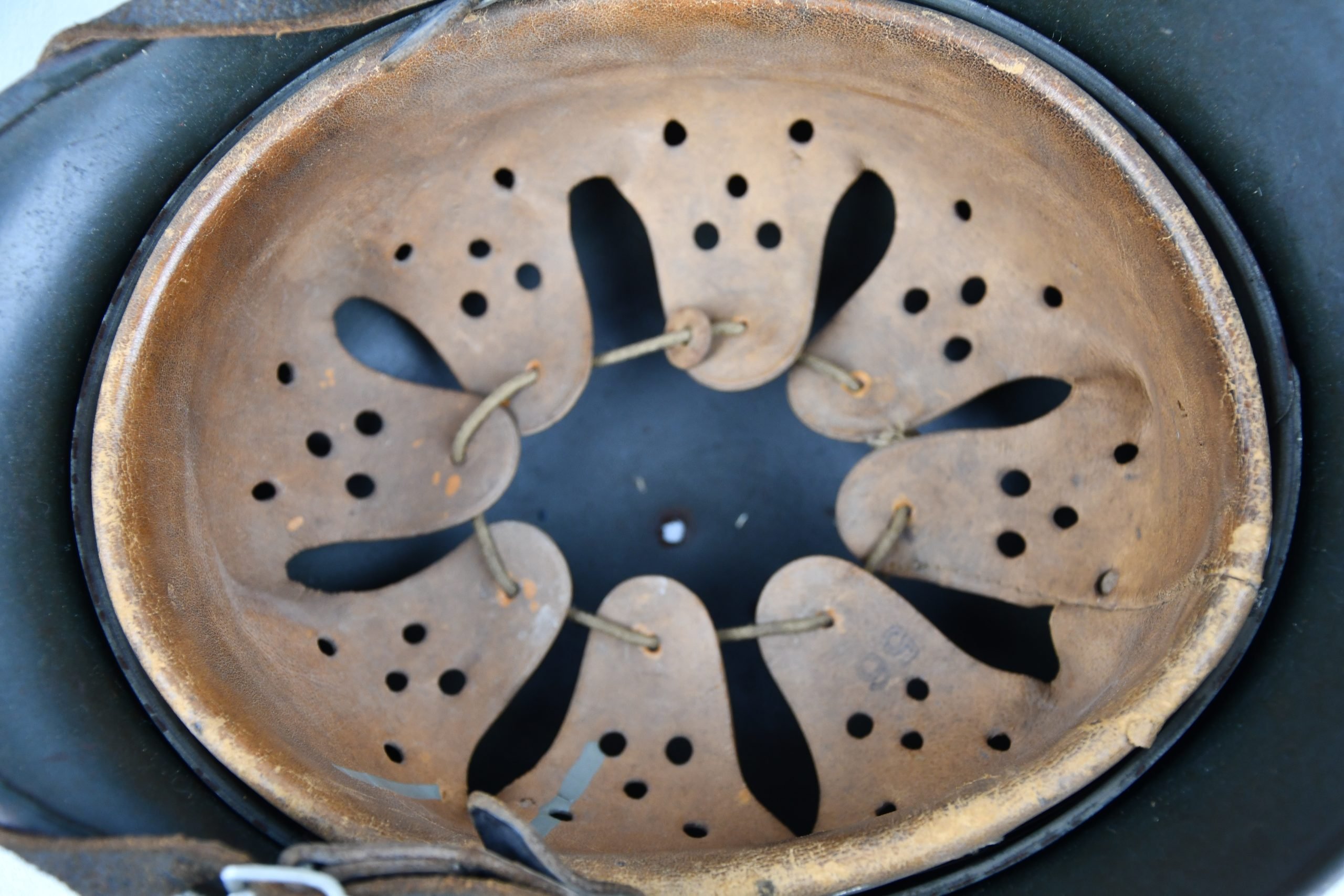 M40 Polizei double decal steel helmet SE64 — image 11