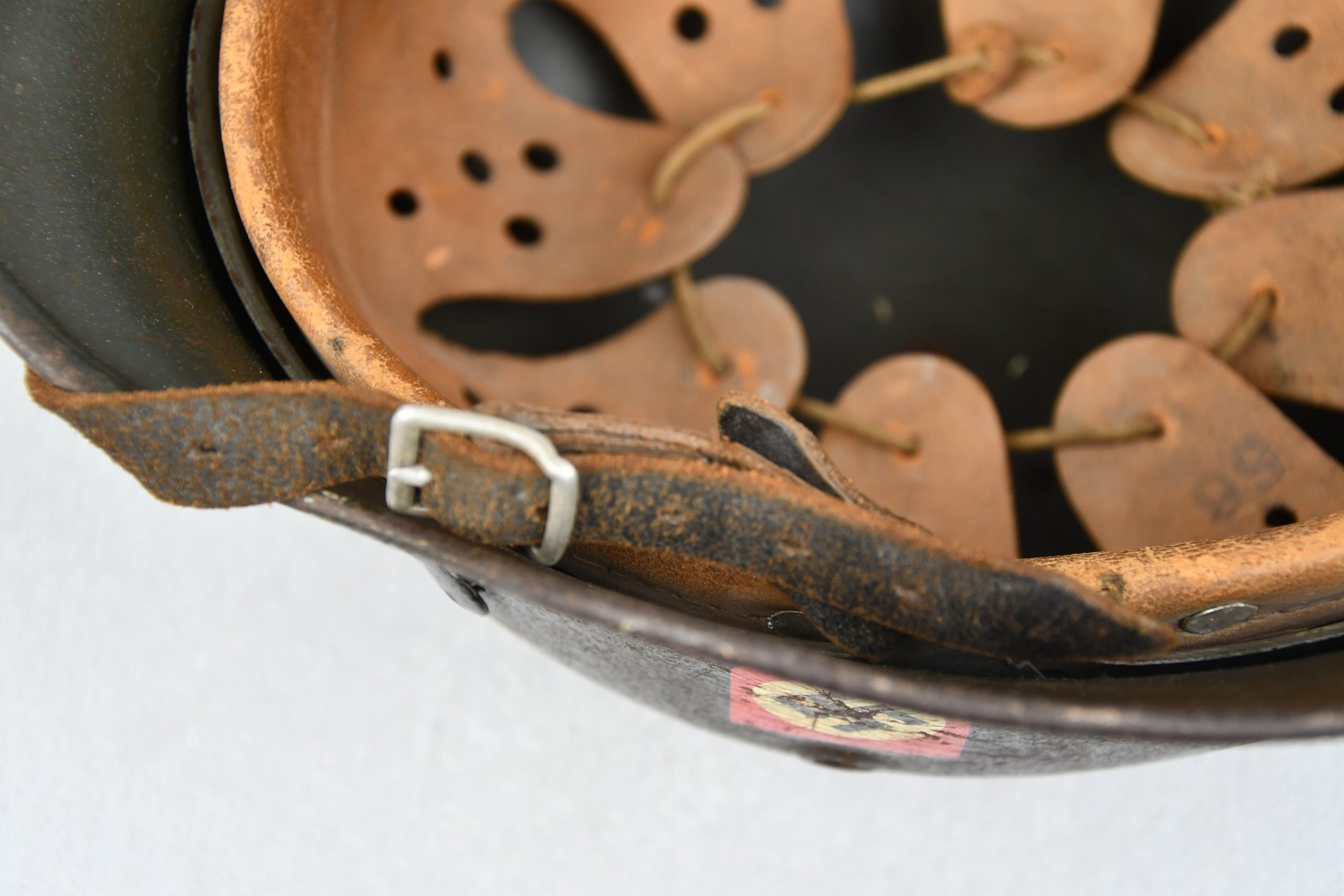 M40 Polizei double decal steel helmet SE64 — image 14