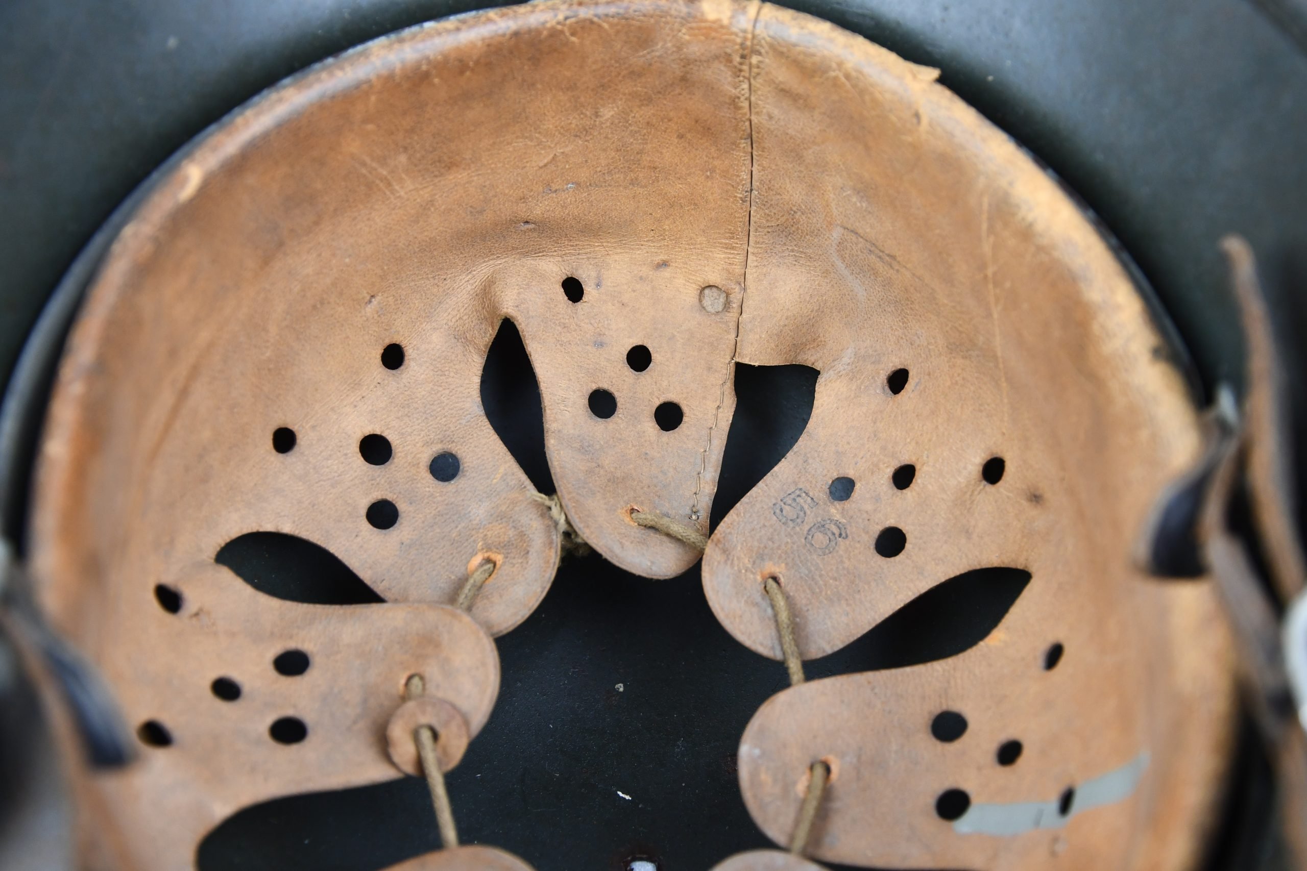 M40 Polizei double decal steel helmet SE64 — image 18