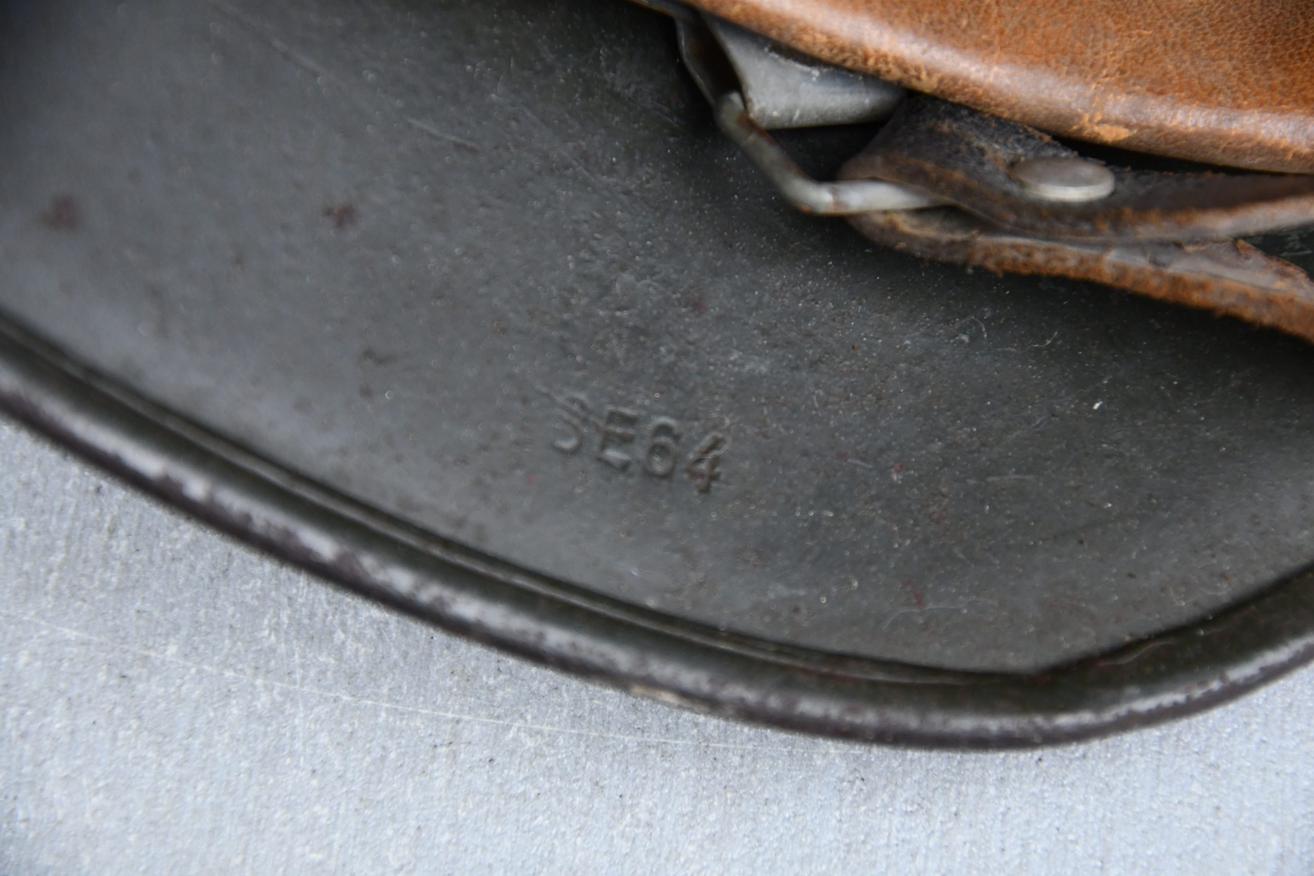 M40 Polizei double decal steel helmet SE64 — image 19