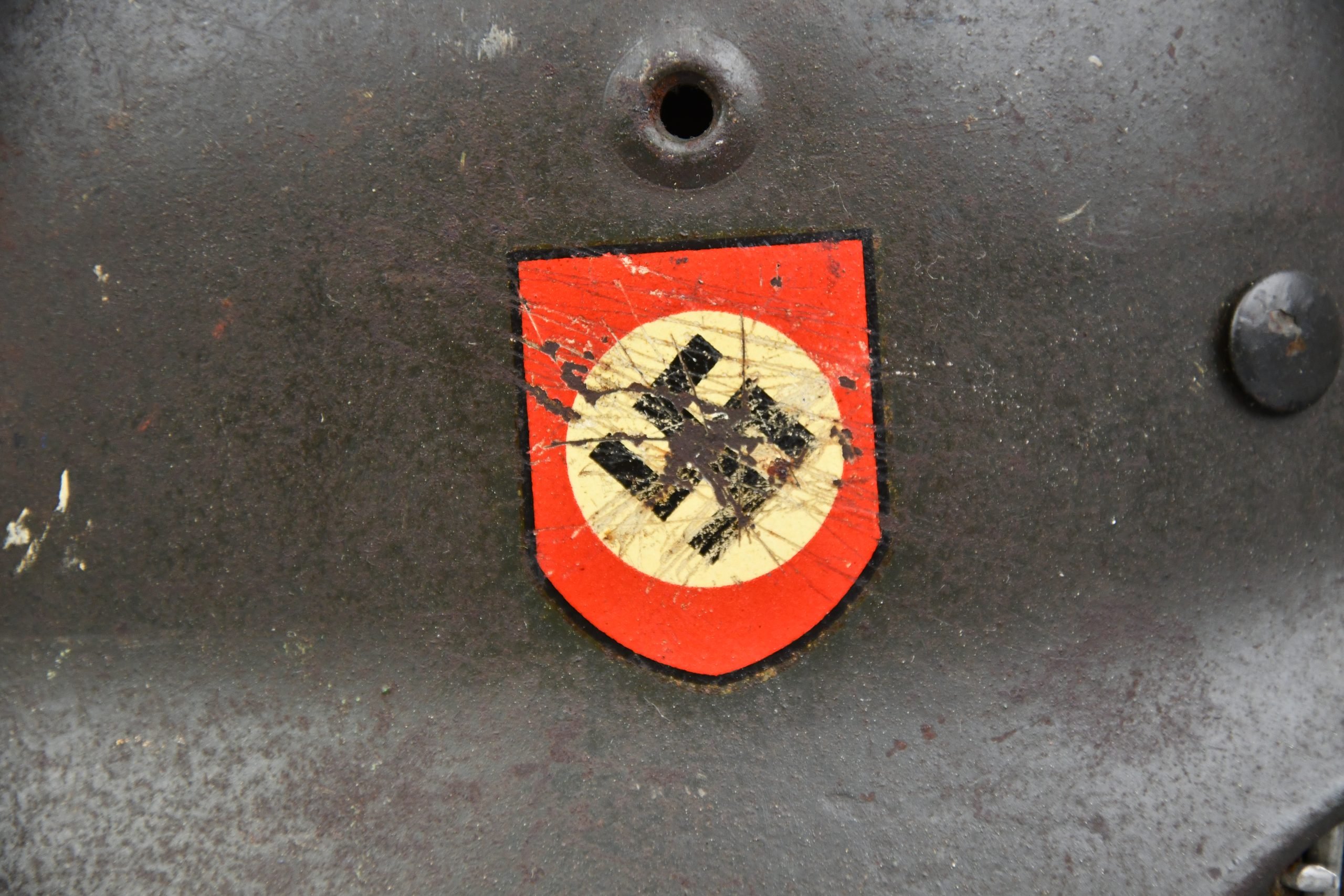 M40 Polizei double decal steel helmet SE64 — image 4