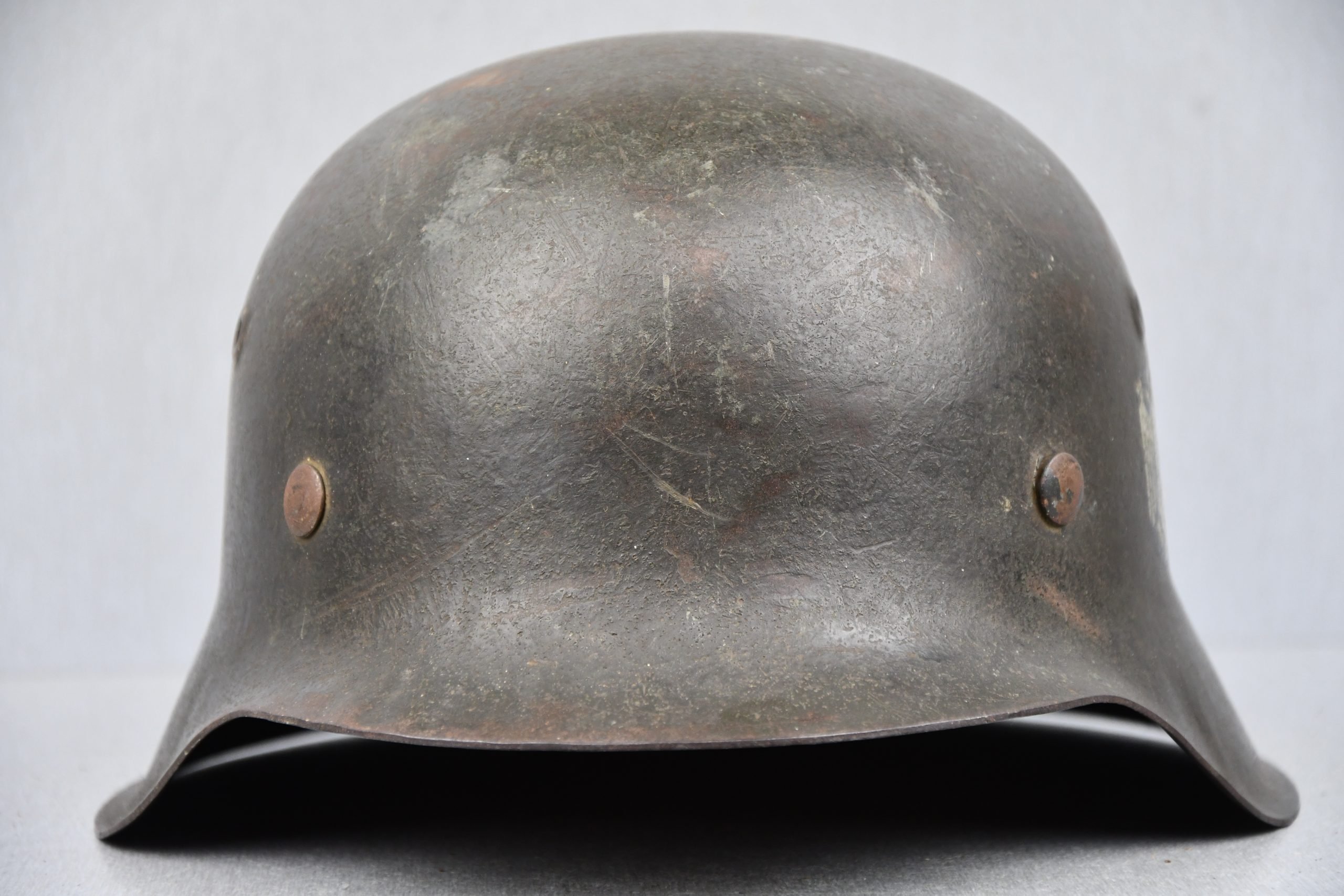 M42 army (Heer) single decal steel helmet ET62 — image 2
