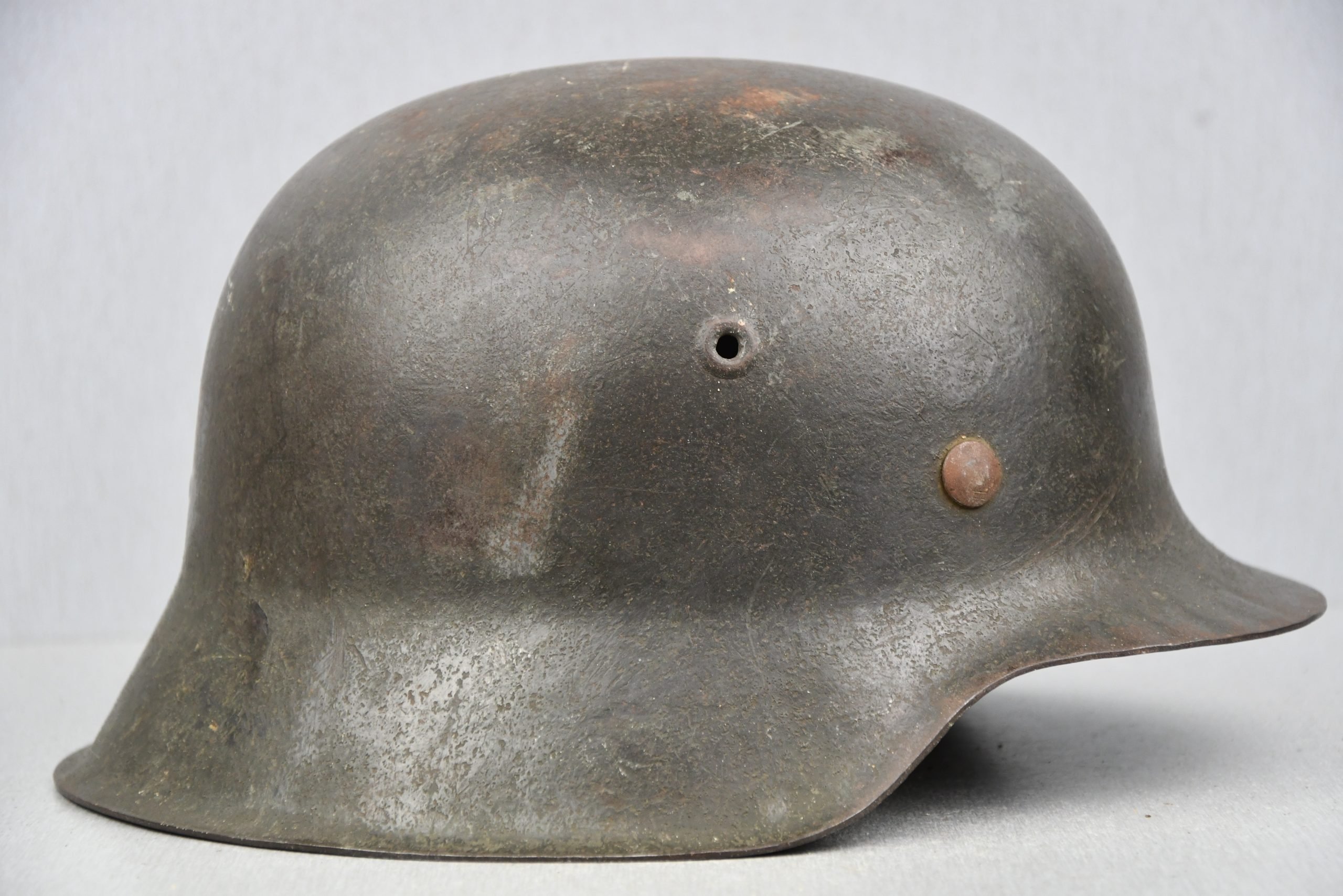 M42 army (Heer) single decal steel helmet ET62 — image 3