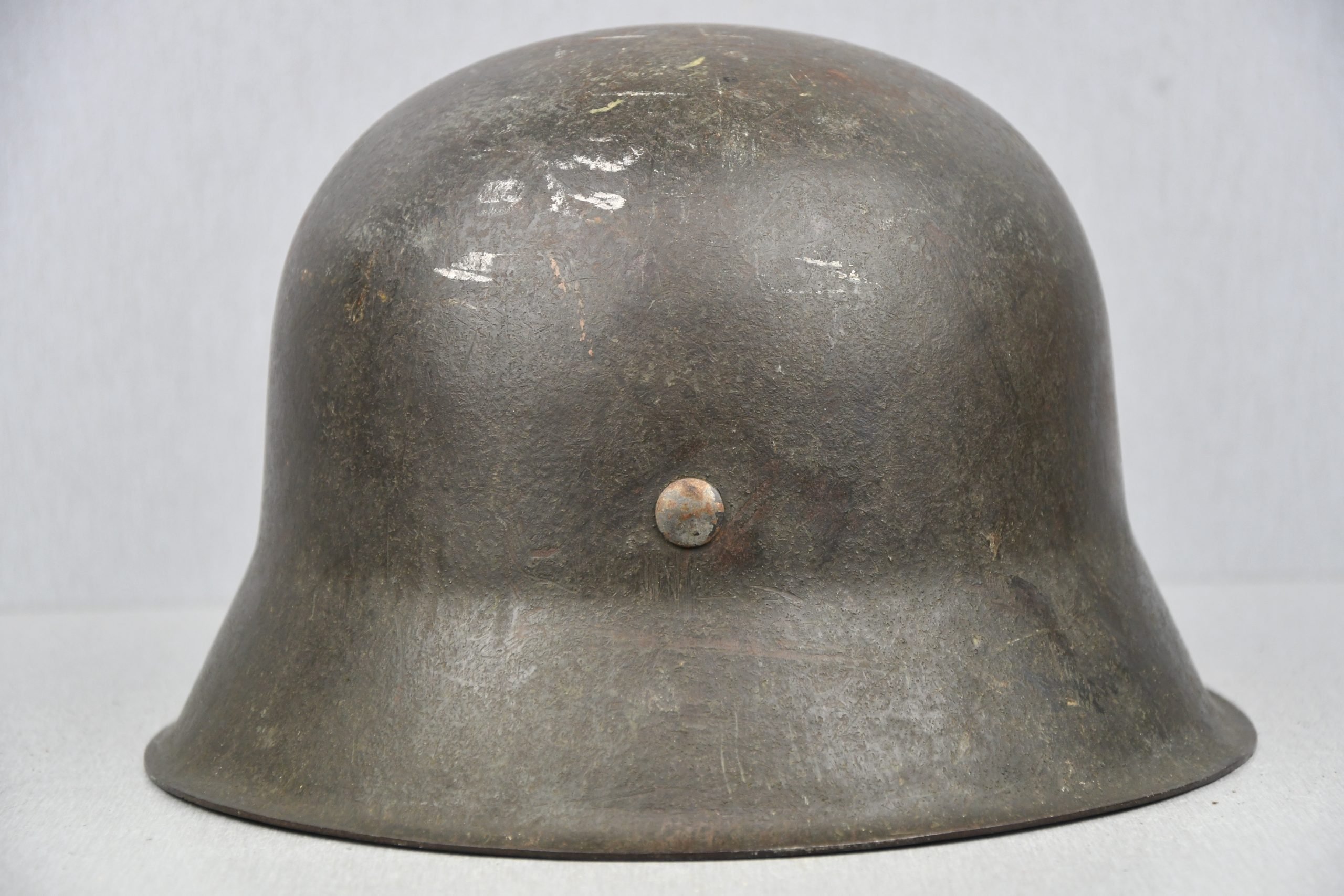 M42 army (Heer) single decal steel helmet ET62 — image 4