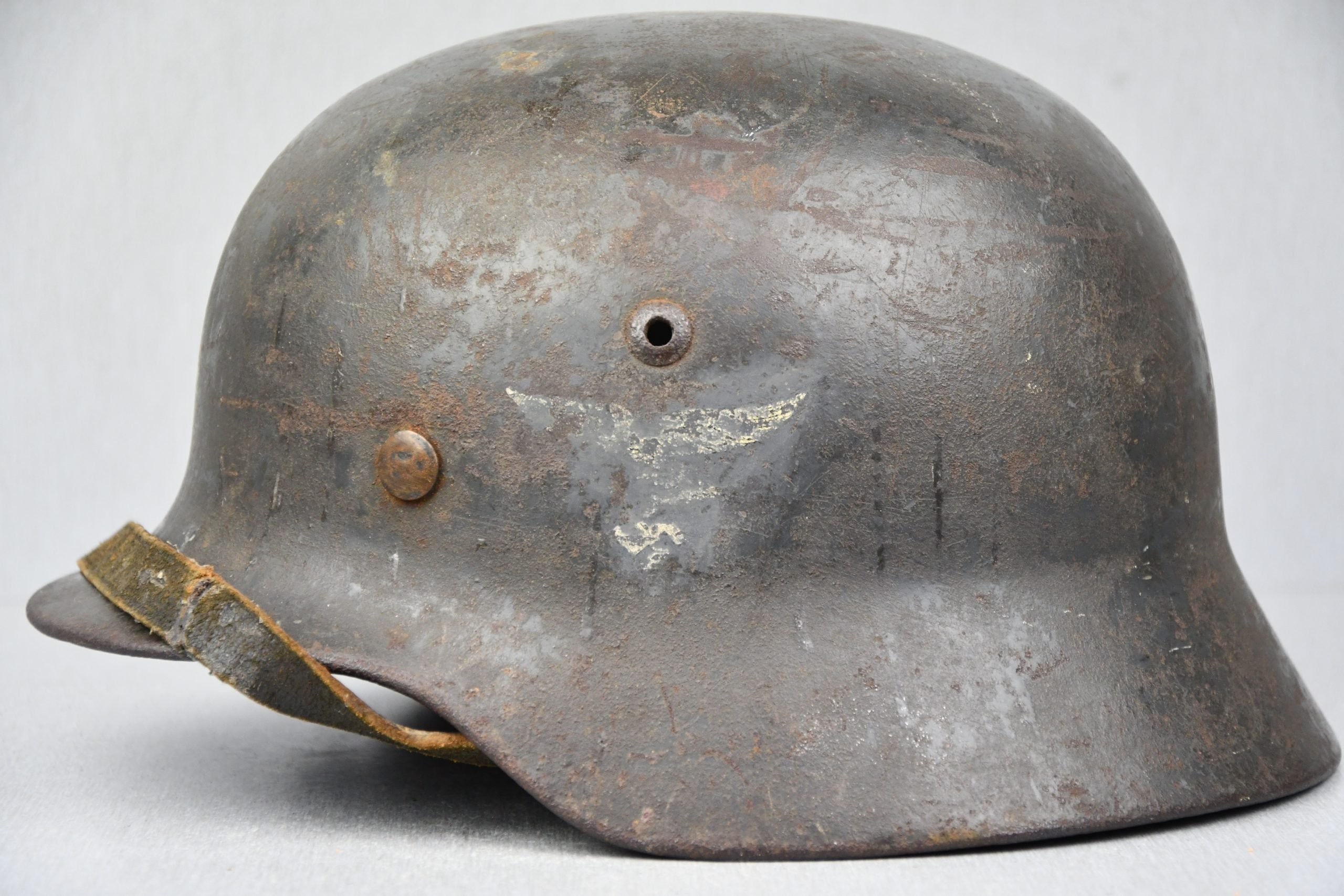 M35 Luftwaffe ex-double decal reissued steel helmet ET62