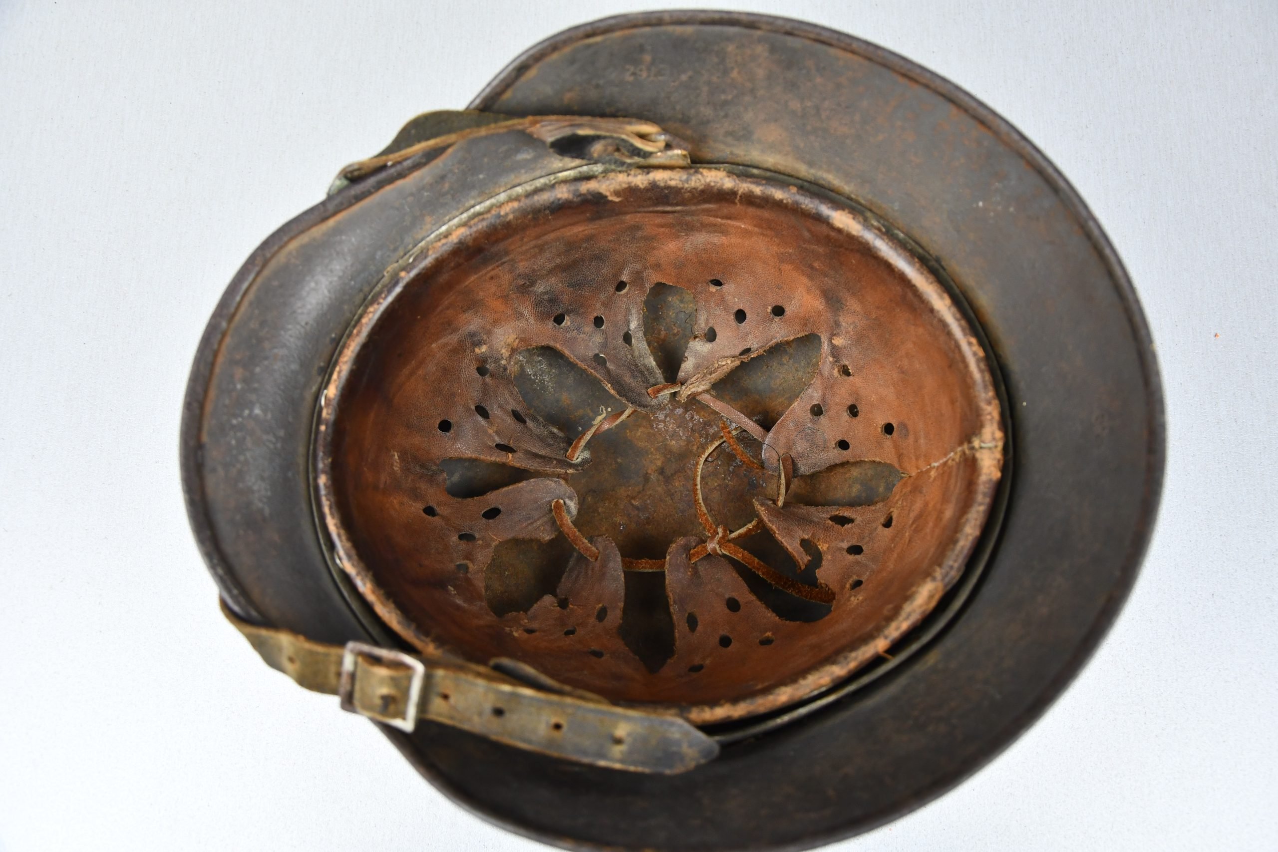 M35 Luftwaffe ex-double decal reissued steel helmet ET62 — image 10