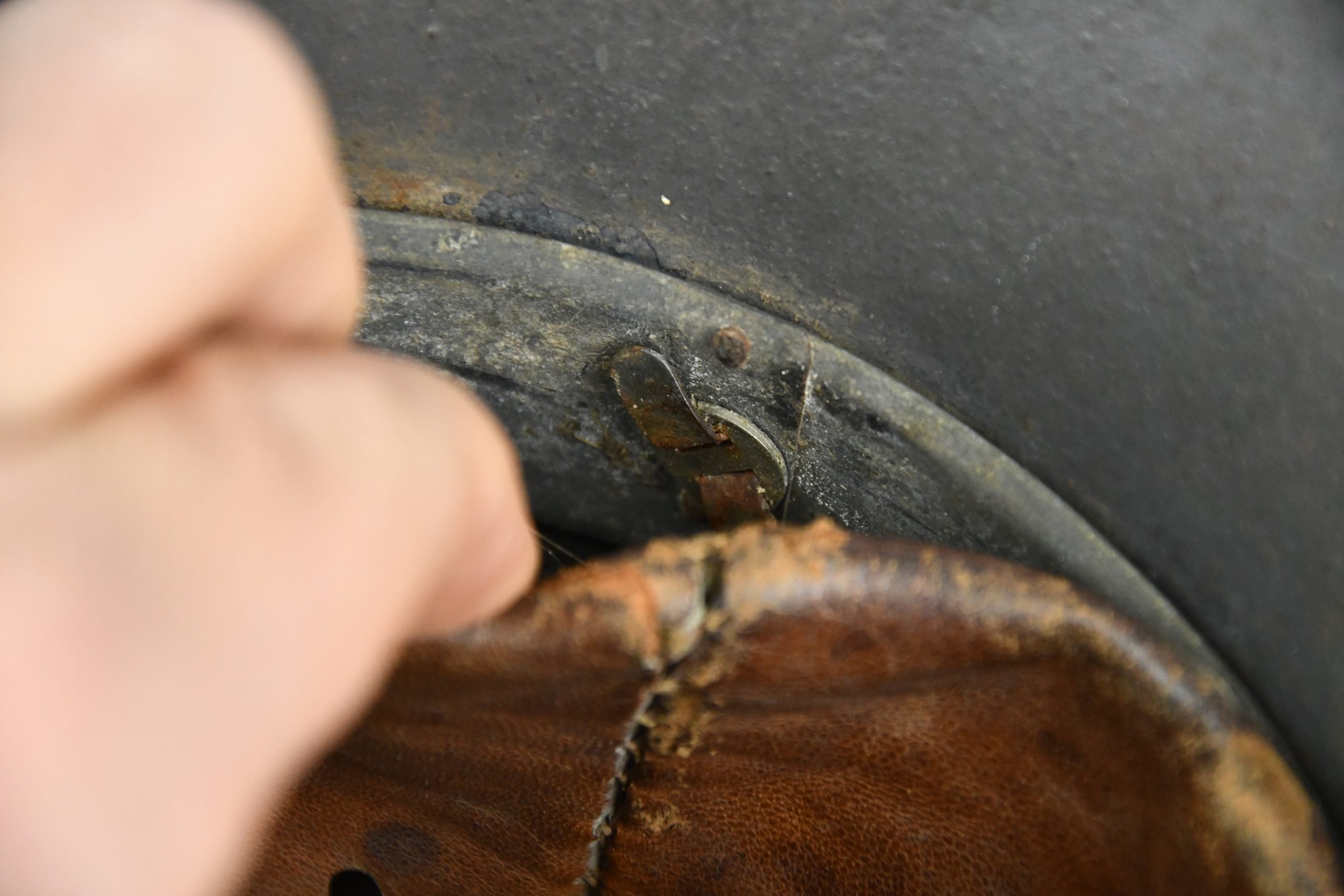 M35 Luftwaffe ex-double decal reissued steel helmet ET62 — image 19