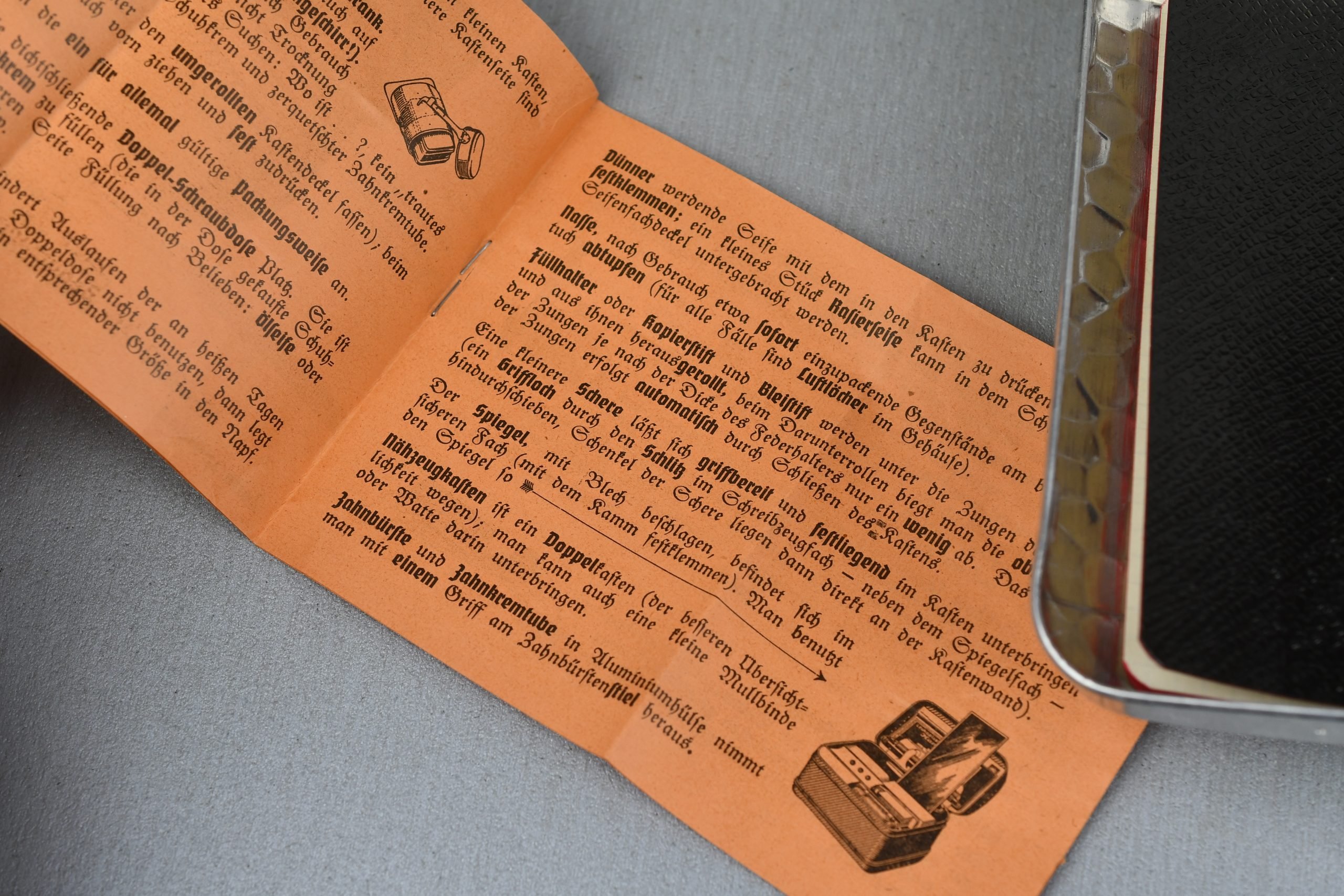 RARE Wehrmacht 'Mica' mess kit insert with personal items — image 7