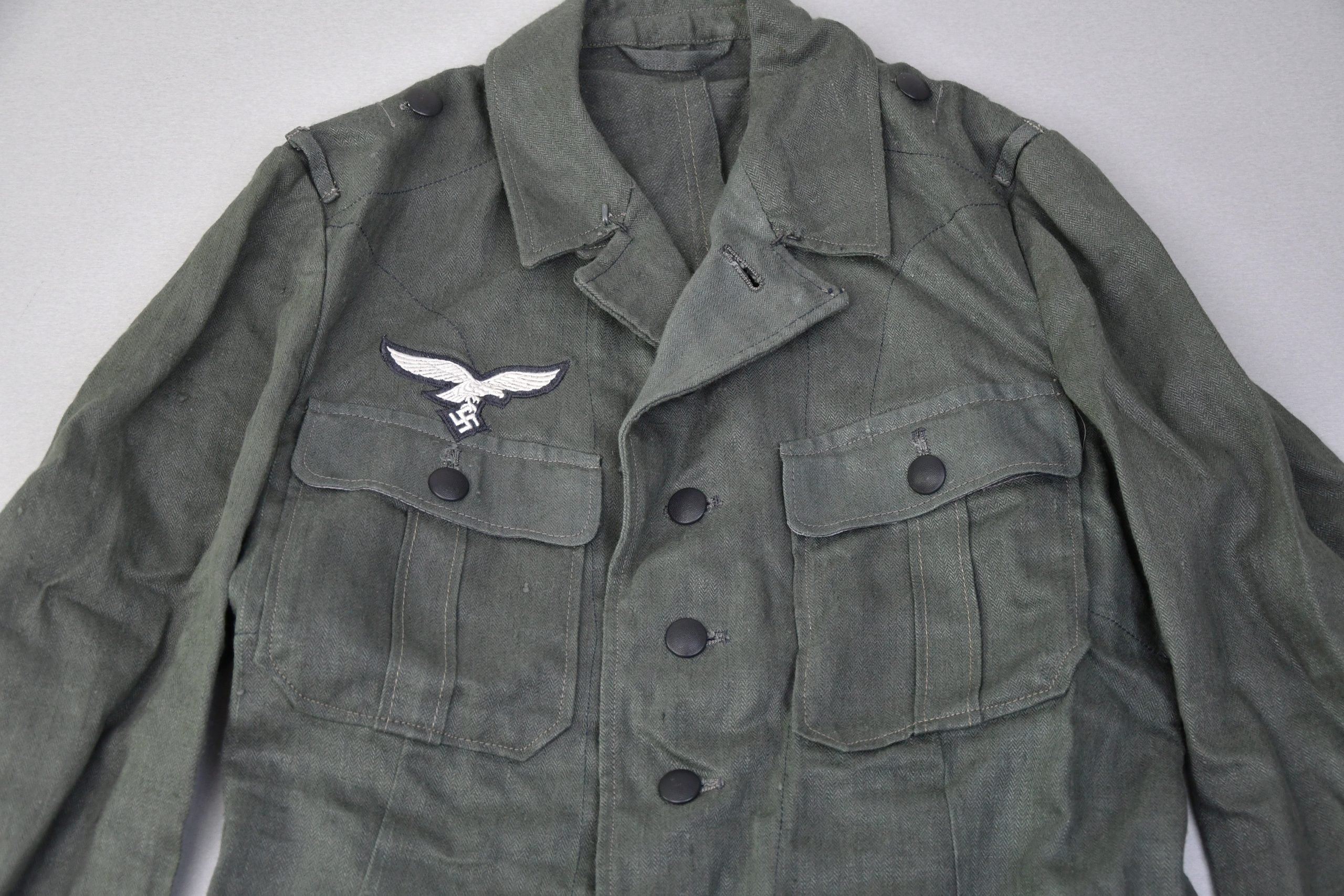 MINT M43 Luftwaffe field division Feldbluse in green hbt with RBNr. 1943 — image 2