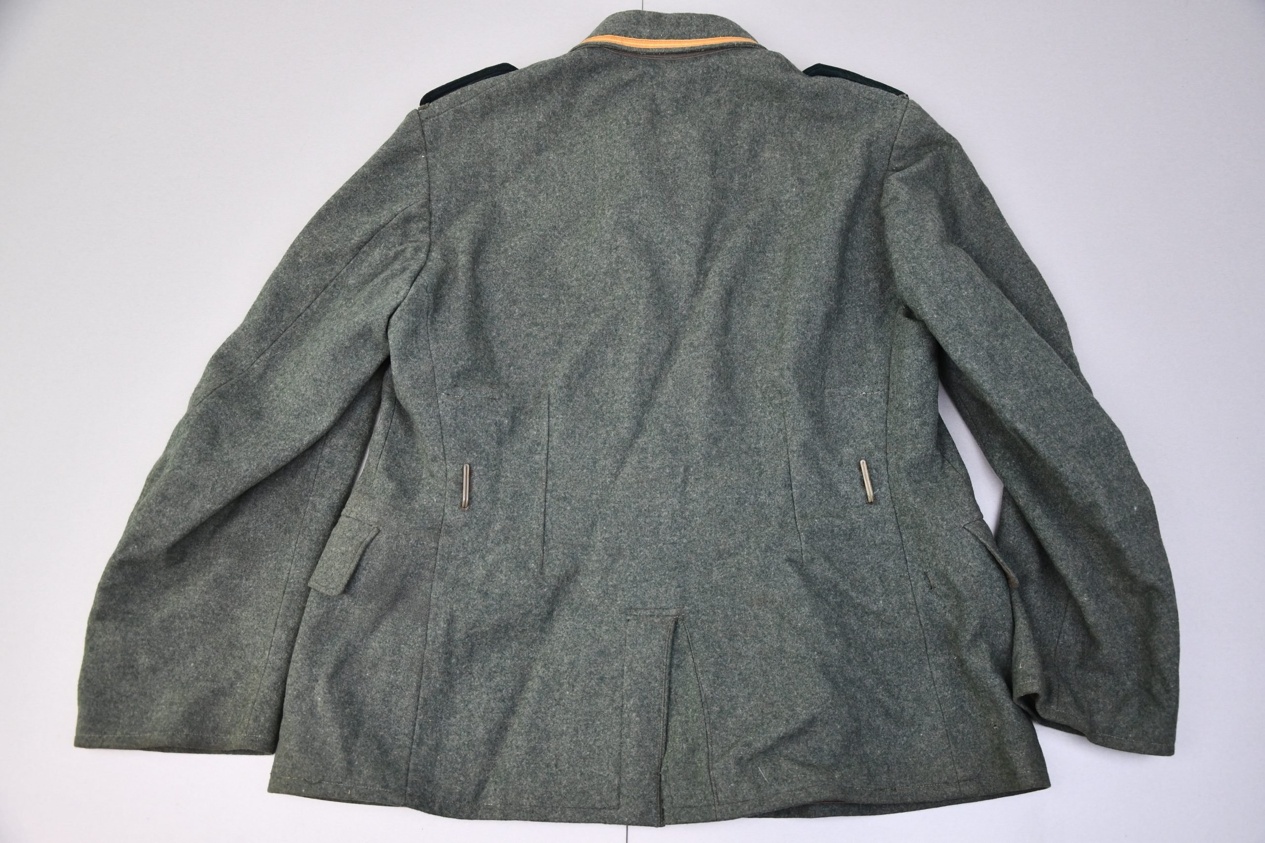M40 Kriegsmarine coastal artillery 'Küstenartillerie' feldbluse for 'Oberfeldwebel' — image 13