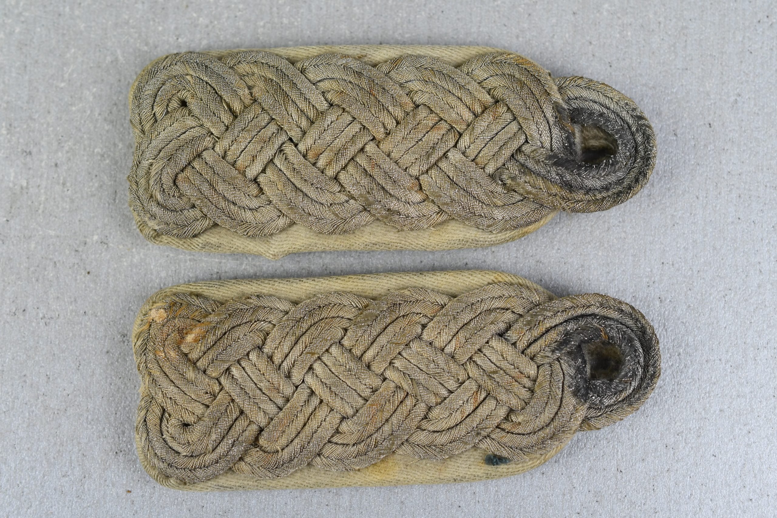Army (Heer) infantry officer slip-on shoulder boards for Major — image 2