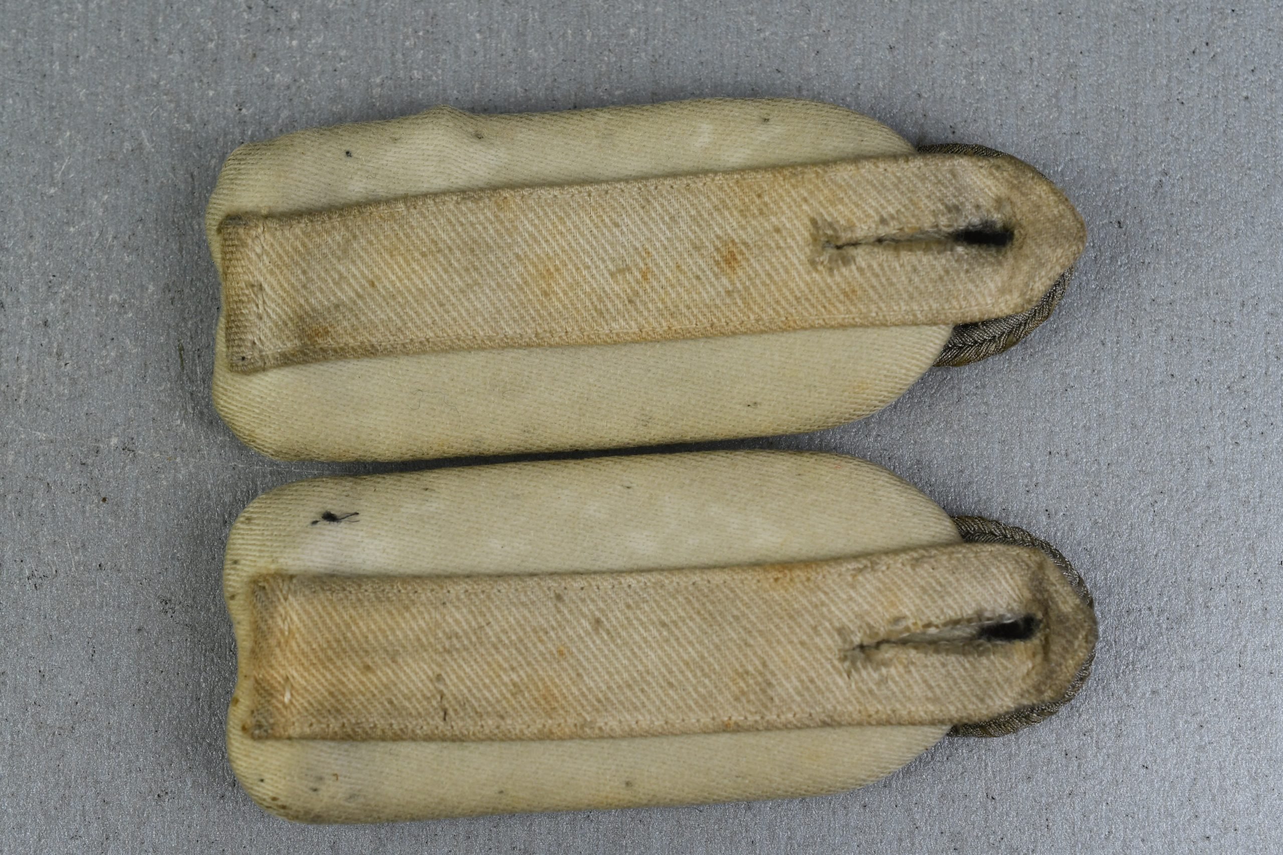 Army (Heer) infantry officer slip-on shoulder boards for Major — image 3