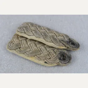 Army (Heer) infantry officer slip-on shoulder boards for Major