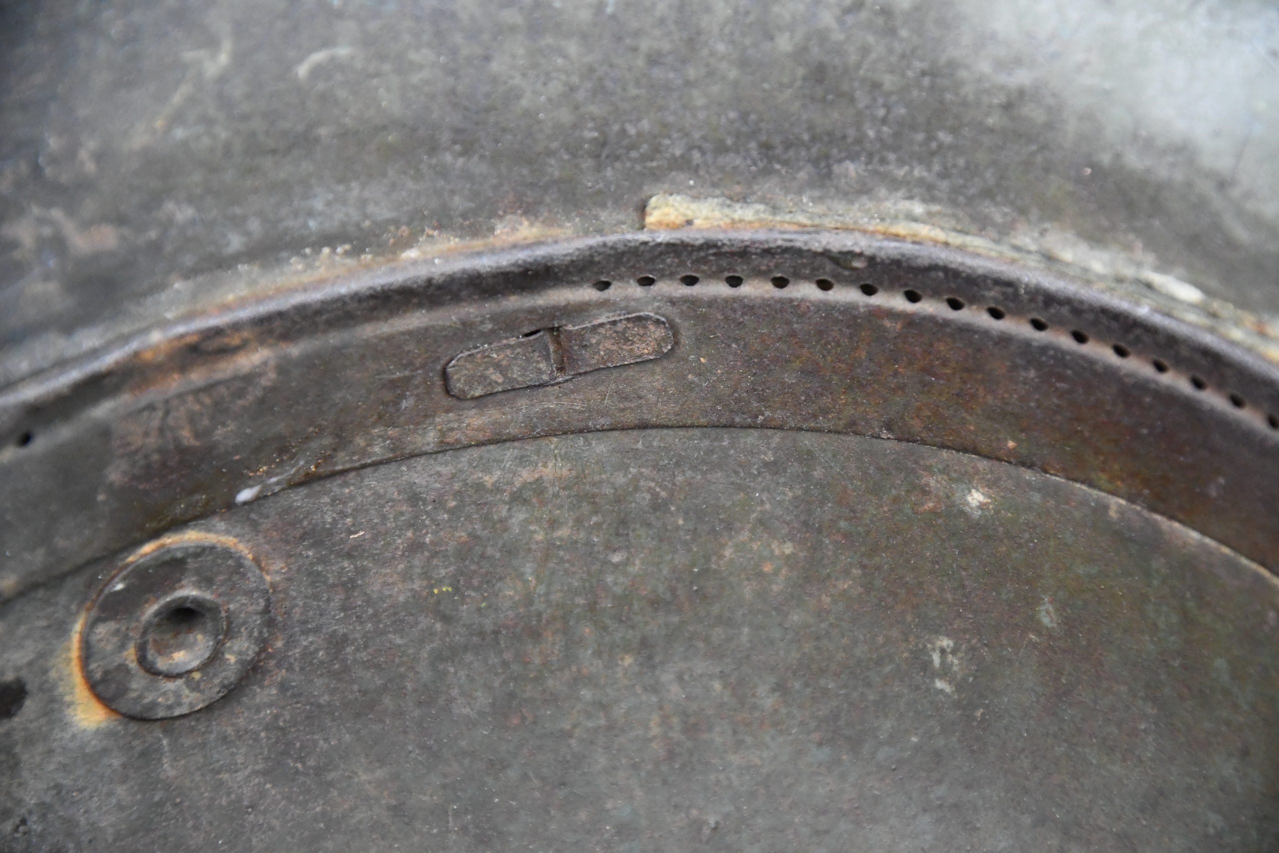 WW1 M16 German camouflage steel helmet E.T.66 — image 19