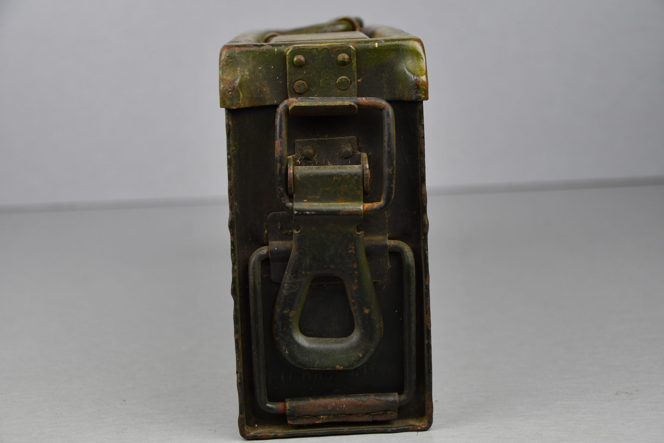 Wehrmacht MG34/42 machine gun ammuntion box 'Patronenkasten 41'by 'bsi' 1943 — image 4