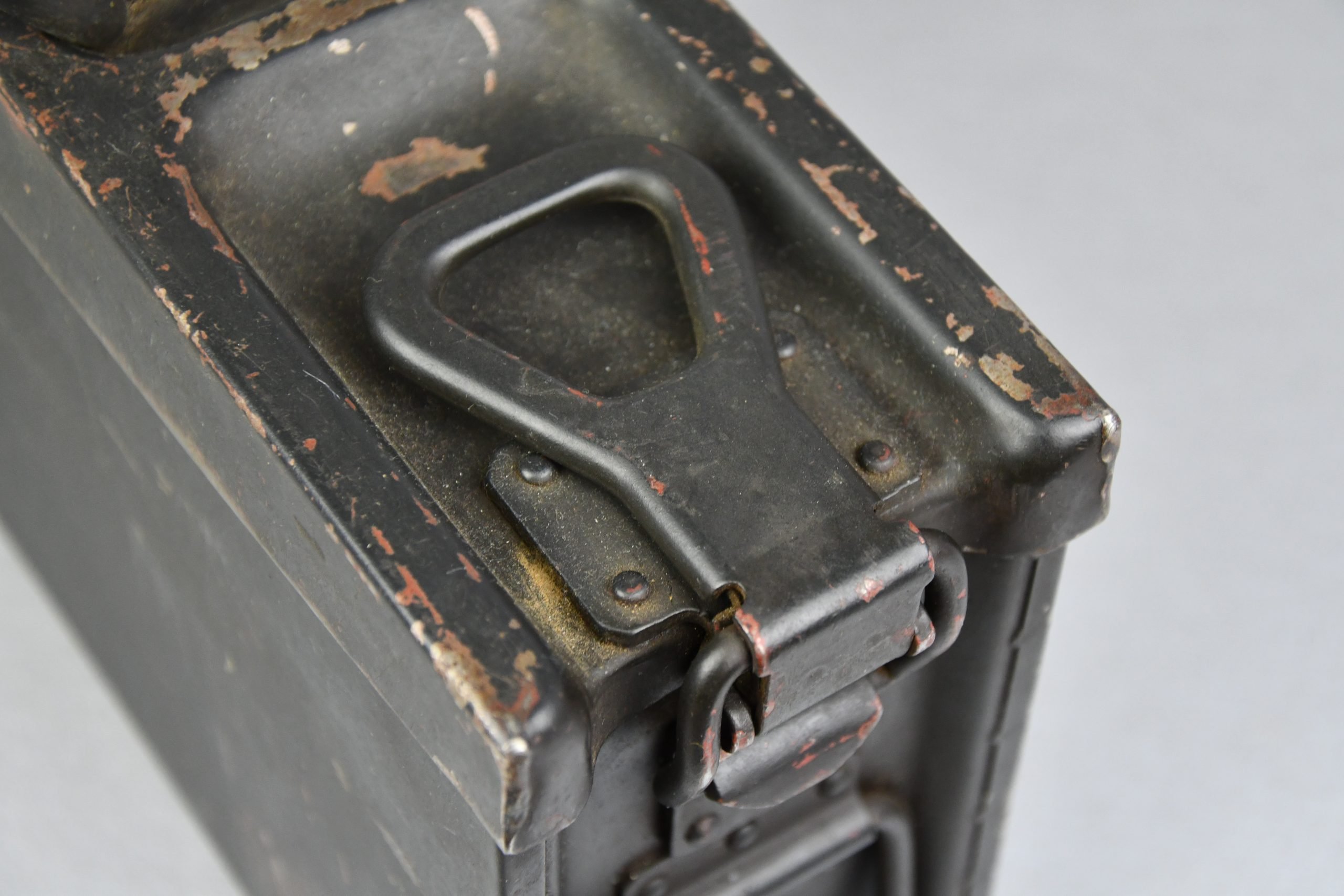 Wehrmacht MG34 machine gun ammuntion box 'Patronenkasten 34' 1941 — image 10