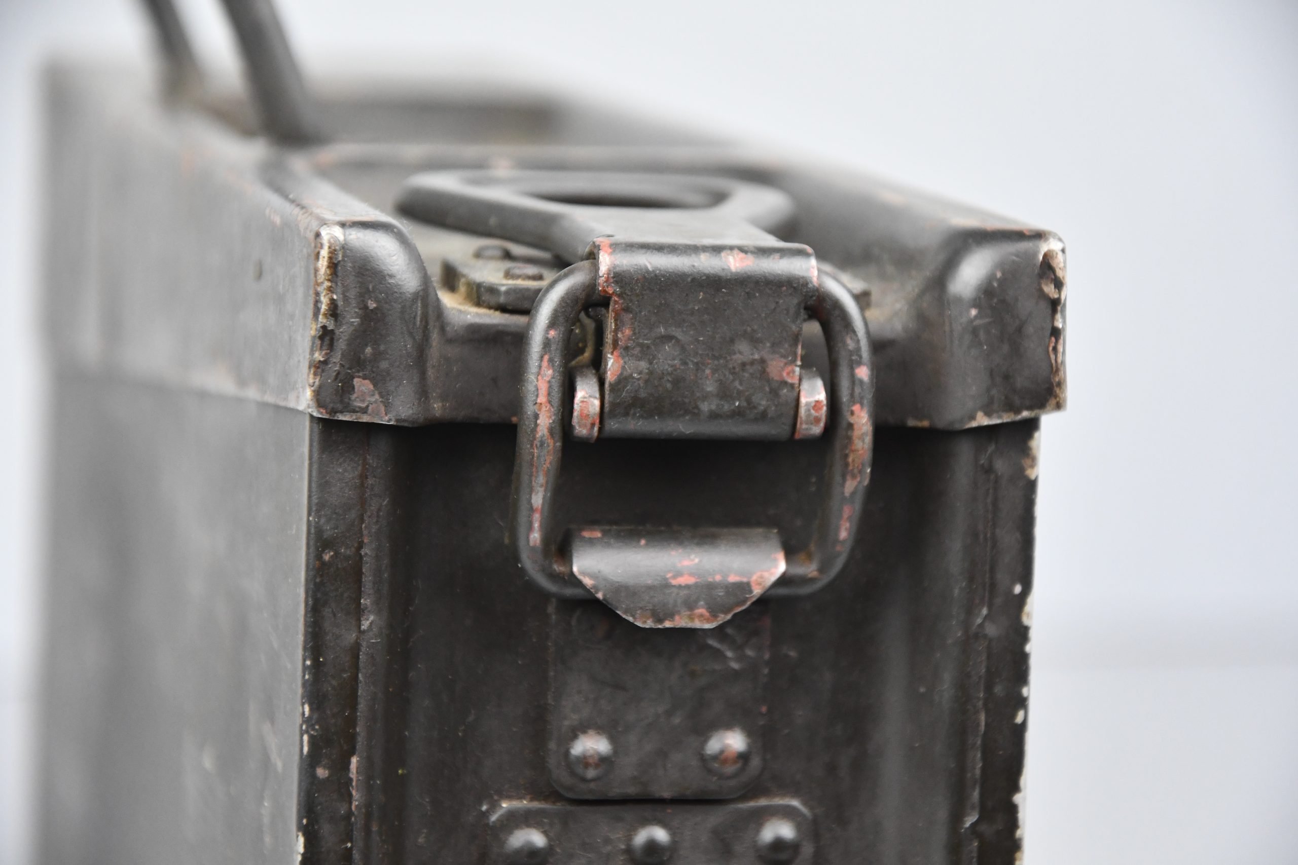 Wehrmacht MG34 machine gun ammuntion box 'Patronenkasten 34' 1941 — image 4