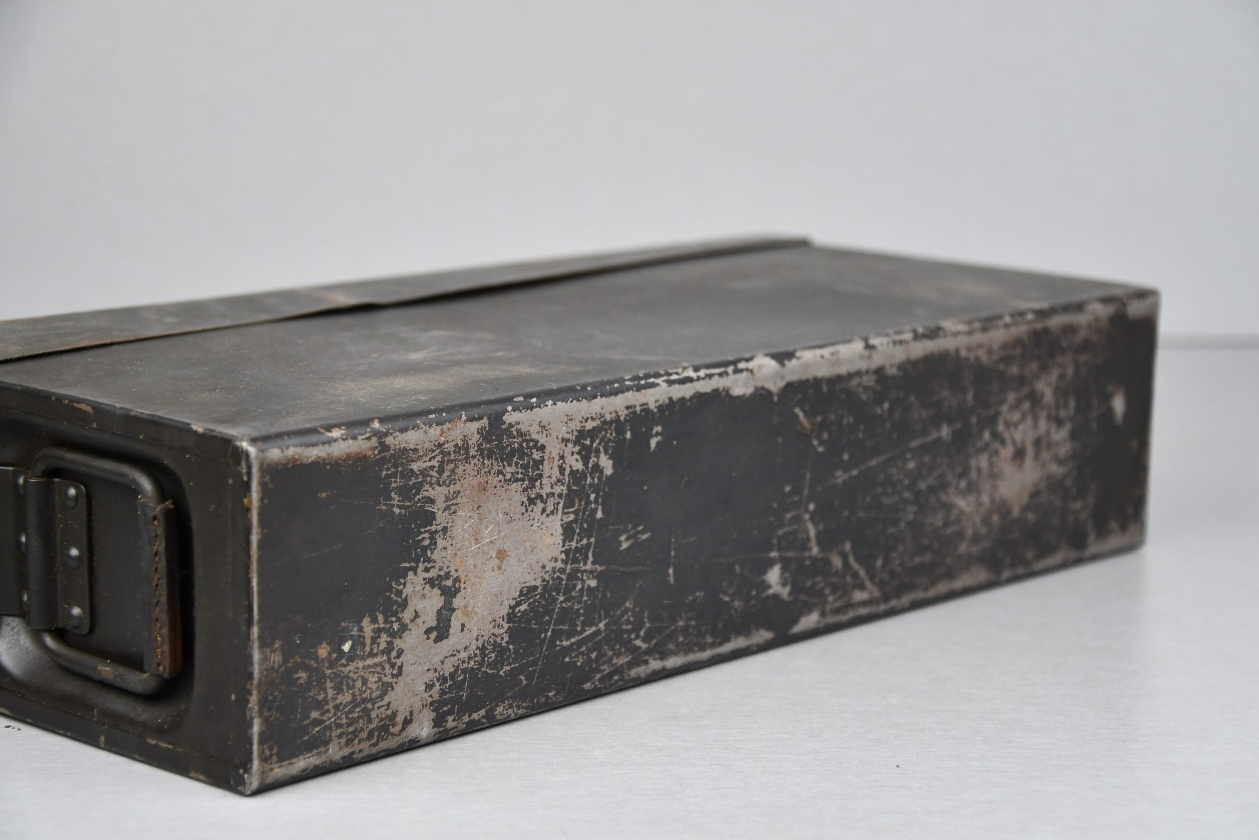 Wehrmacht MG34 machine gun ammuntion box 'Patronenkasten 34' 1941 — image 7