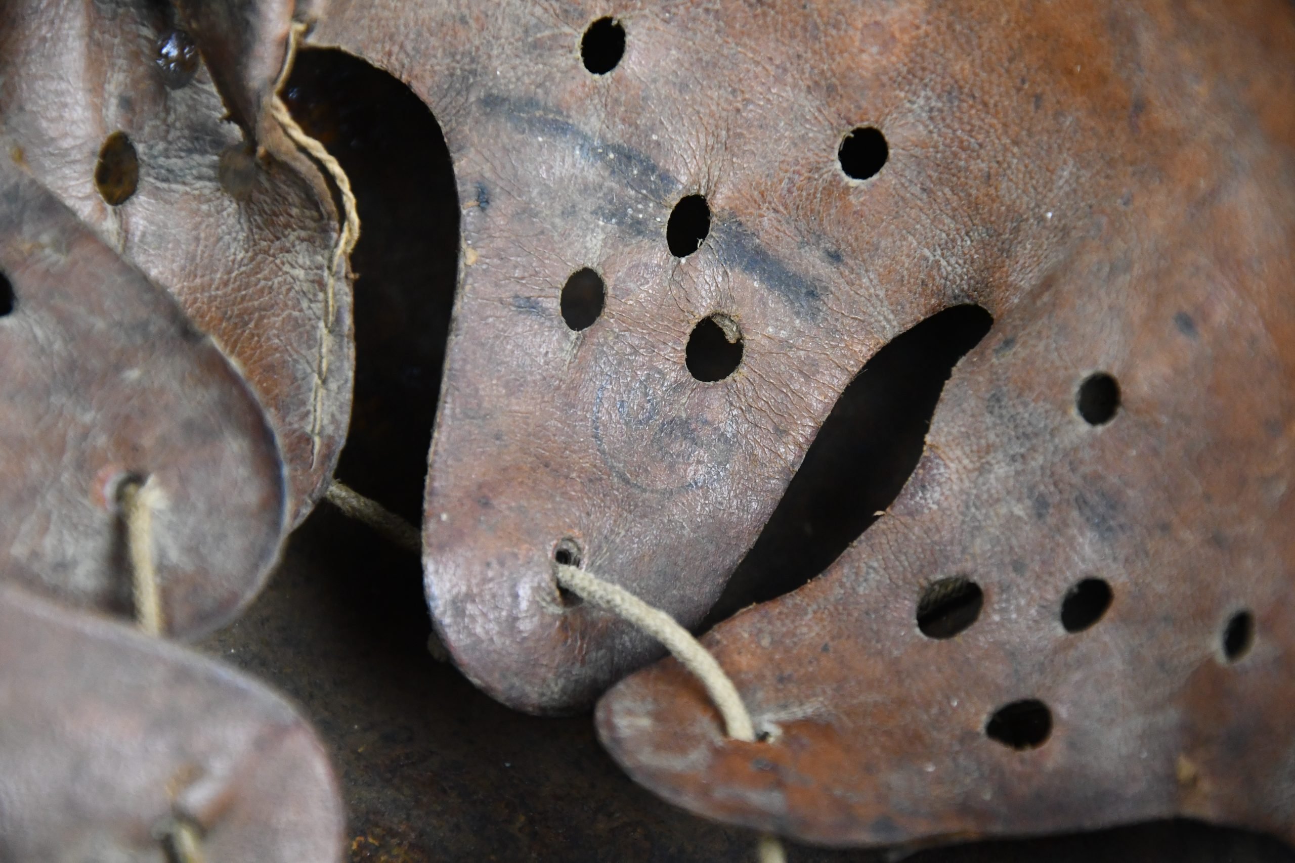 M40 Luftwaffe single decal steel helmet Q64 — image 10