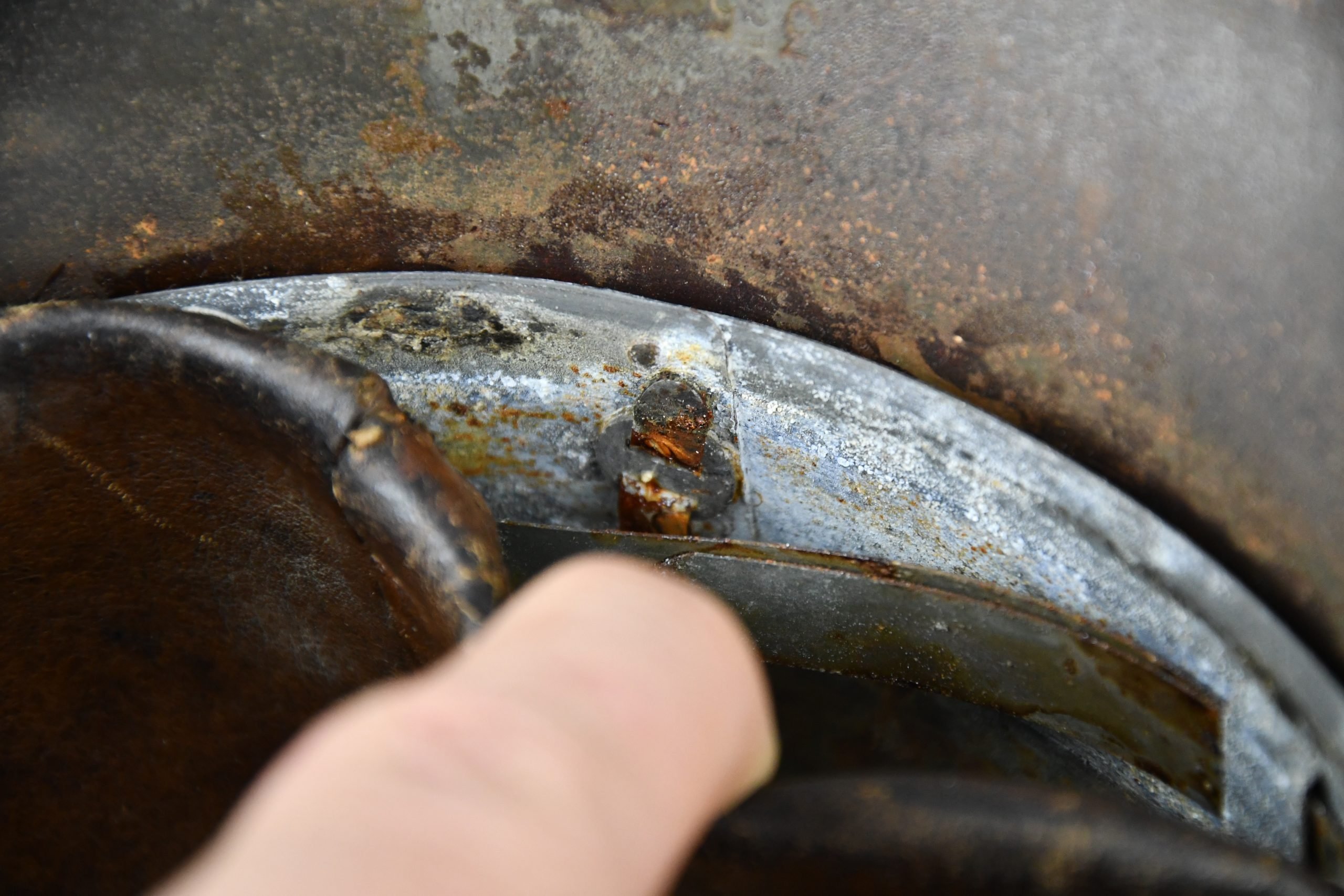 M40 Kriegsmarine single decal steel helmet ET64 — image 14