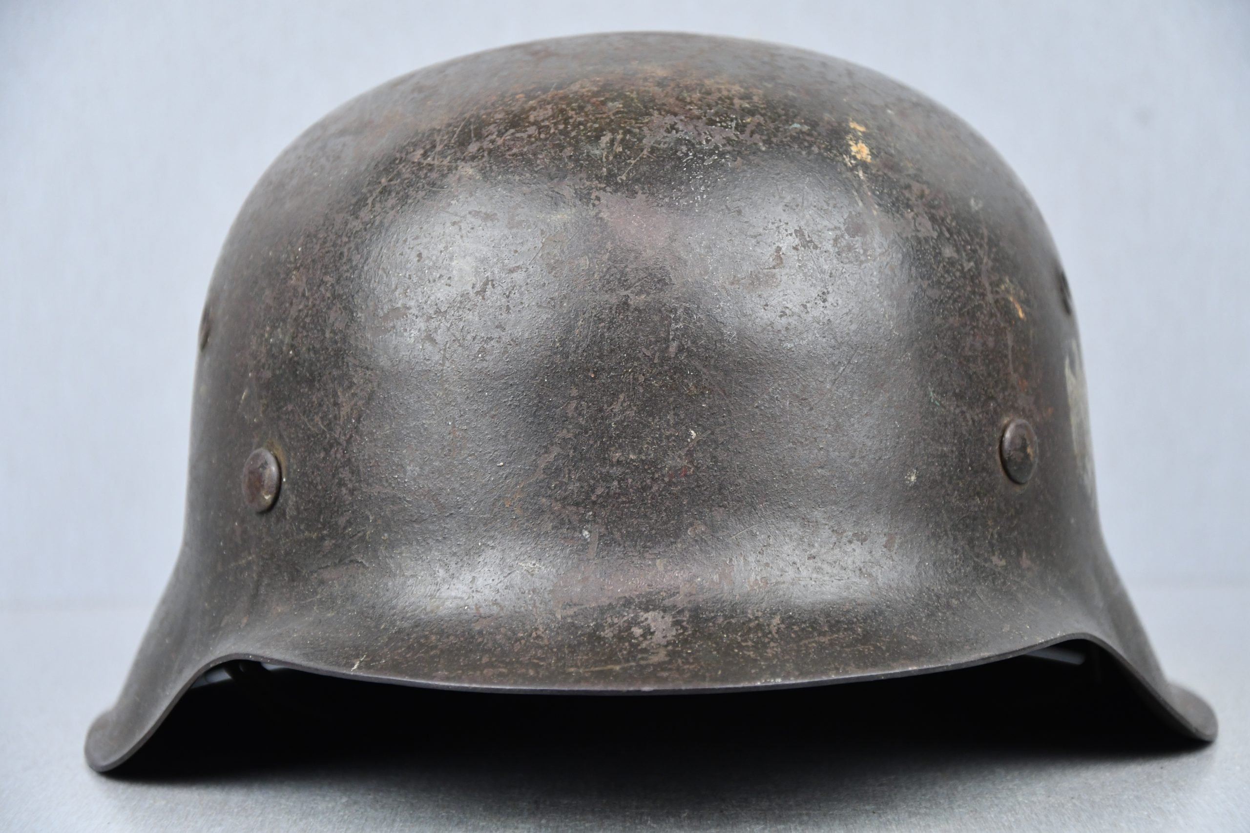 M42 army (Heer) single decal steel helmet ckl68 — image 3