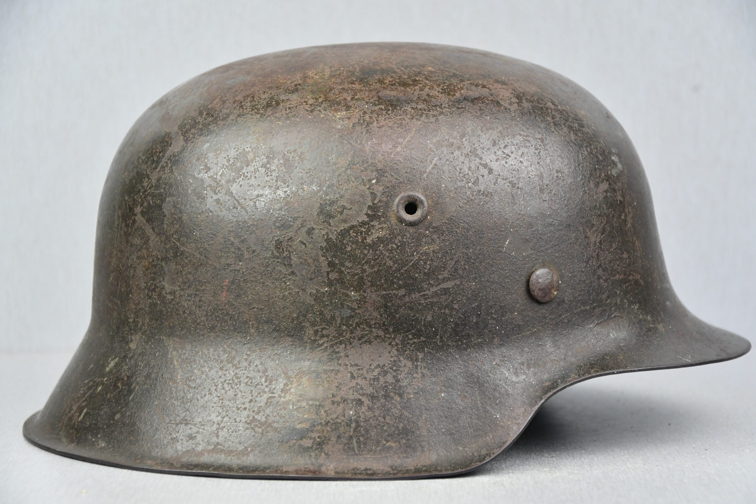 M42 army (Heer) single decal steel helmet ckl68 — image 4