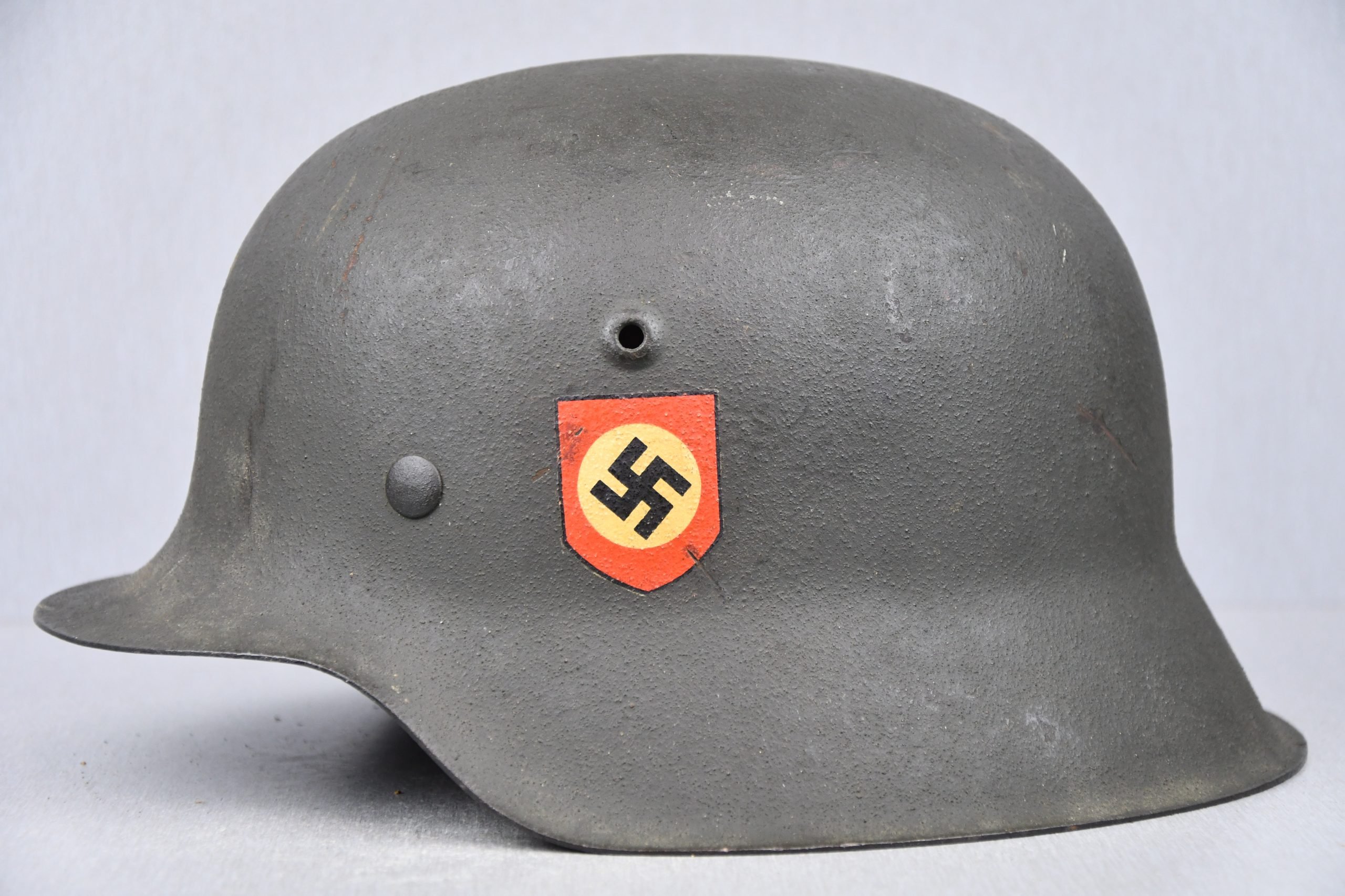 M42 Waffen-SS steel helmet hkp64 1943 (fake decals!) — image 4