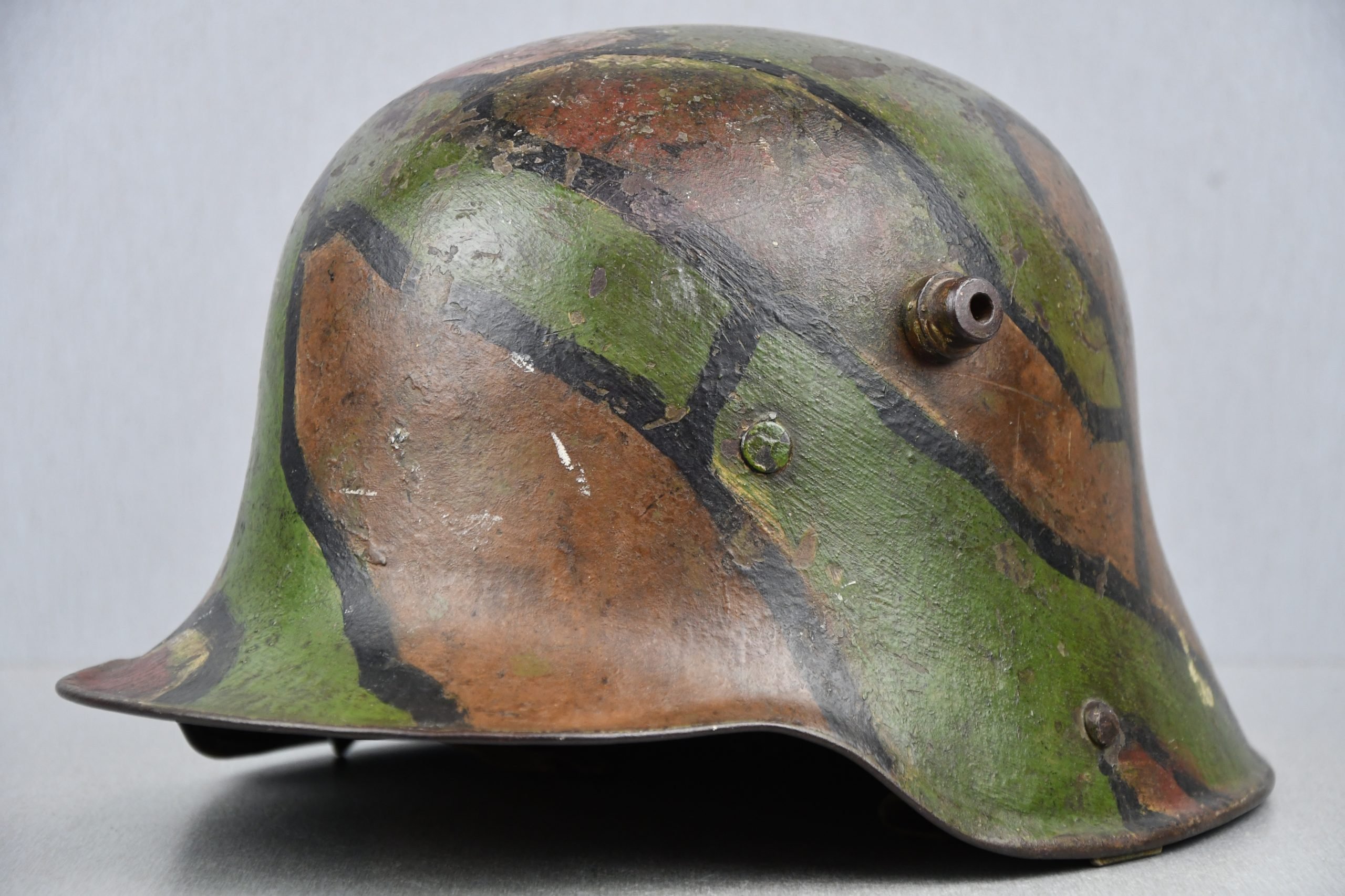 WW1 Germann M16 'Mimikri' camouflage helmet G62 — image 2