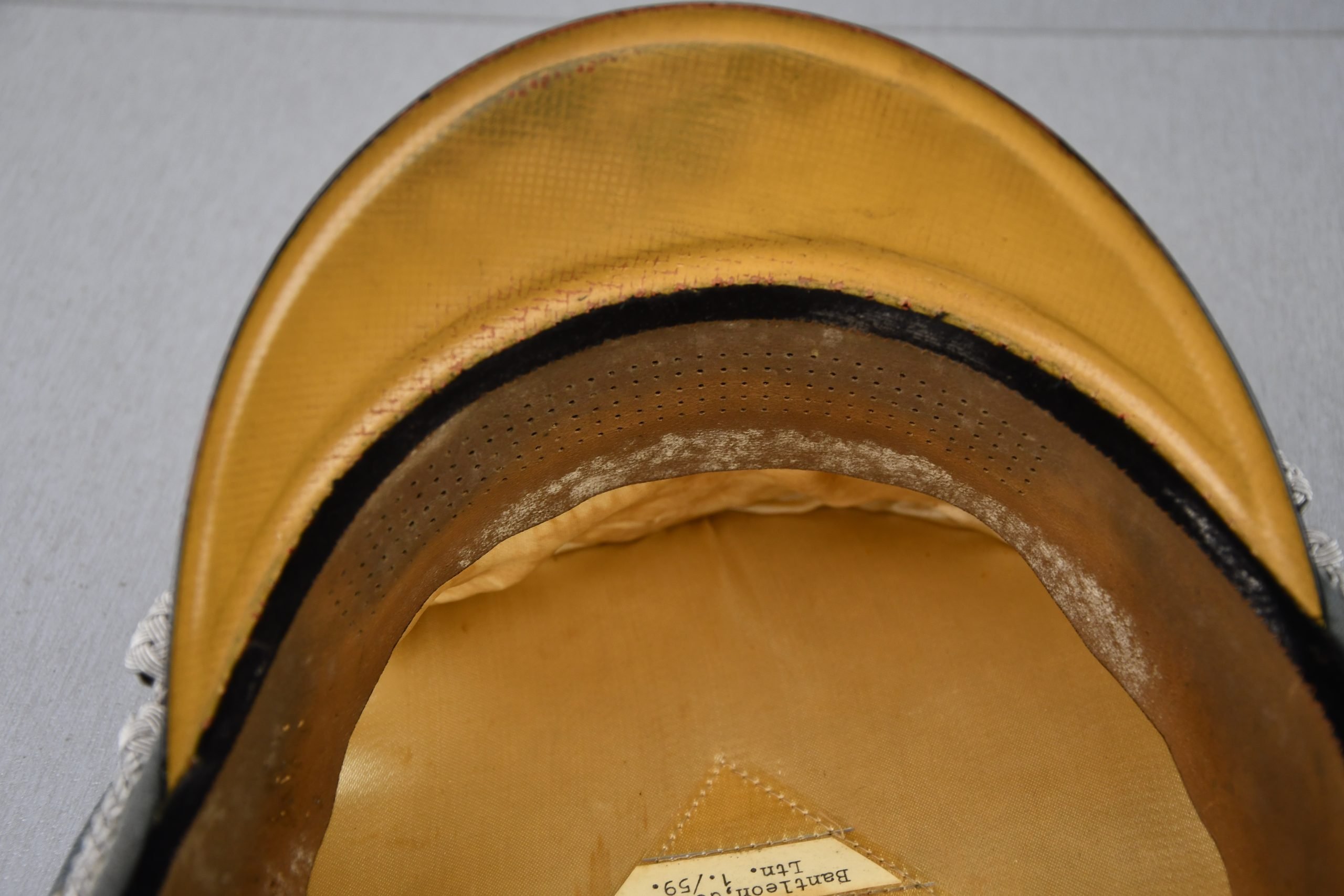 Army (Heer) officer infantry visor cap 'Schirmmütze' by Peküro Lt. Bantleon Inf.Rgt 59 — image 10