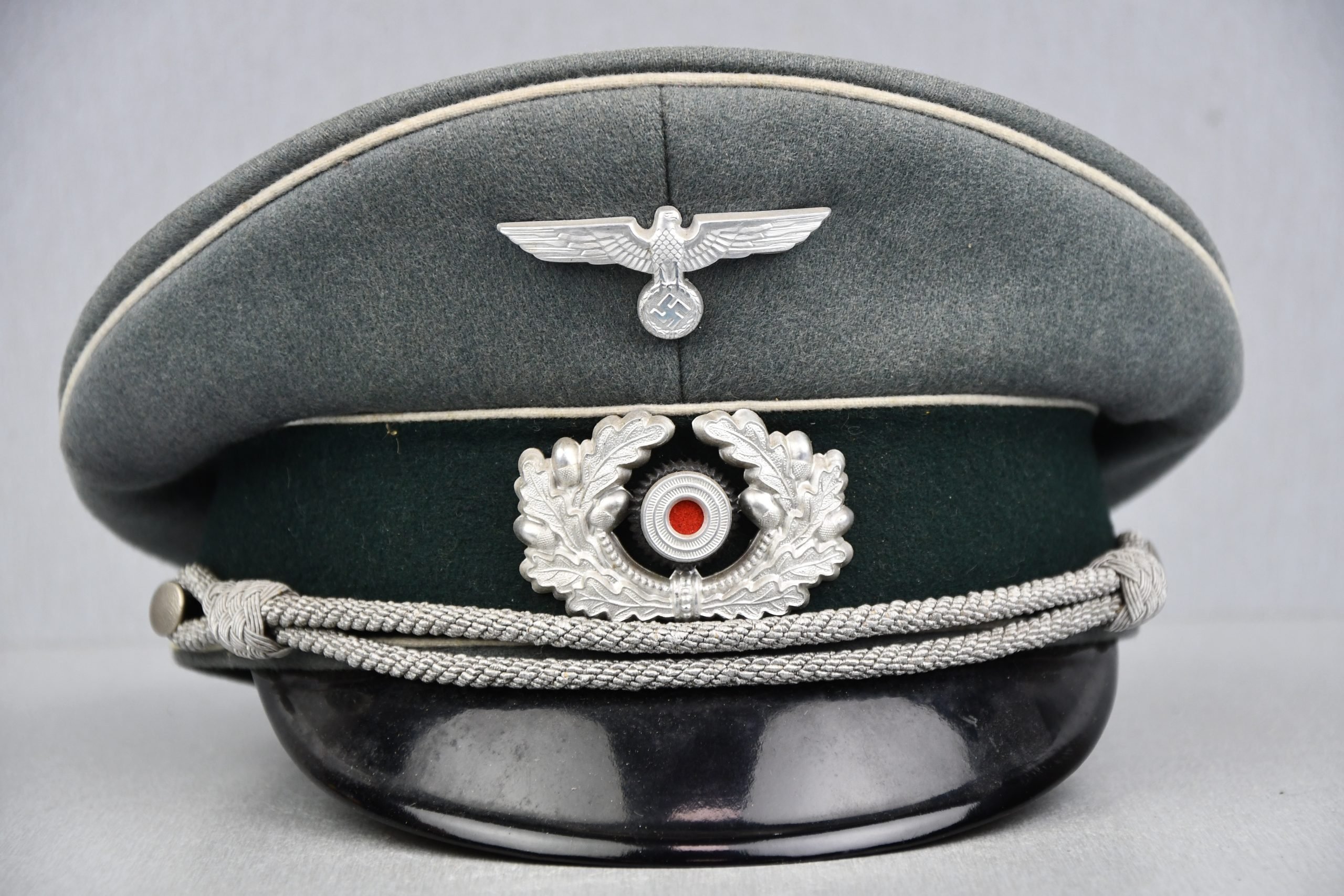 Army (Heer) officer infantry visor cap 'Schirmmütze' by Peküro Lt. Bantleon Inf.Rgt 59 — image 2