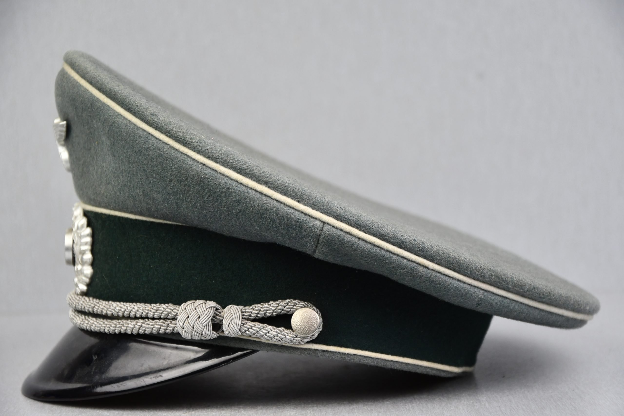 Army (Heer) officer infantry visor cap 'Schirmmütze' by Peküro Lt. Bantleon Inf.Rgt 59 — image 3