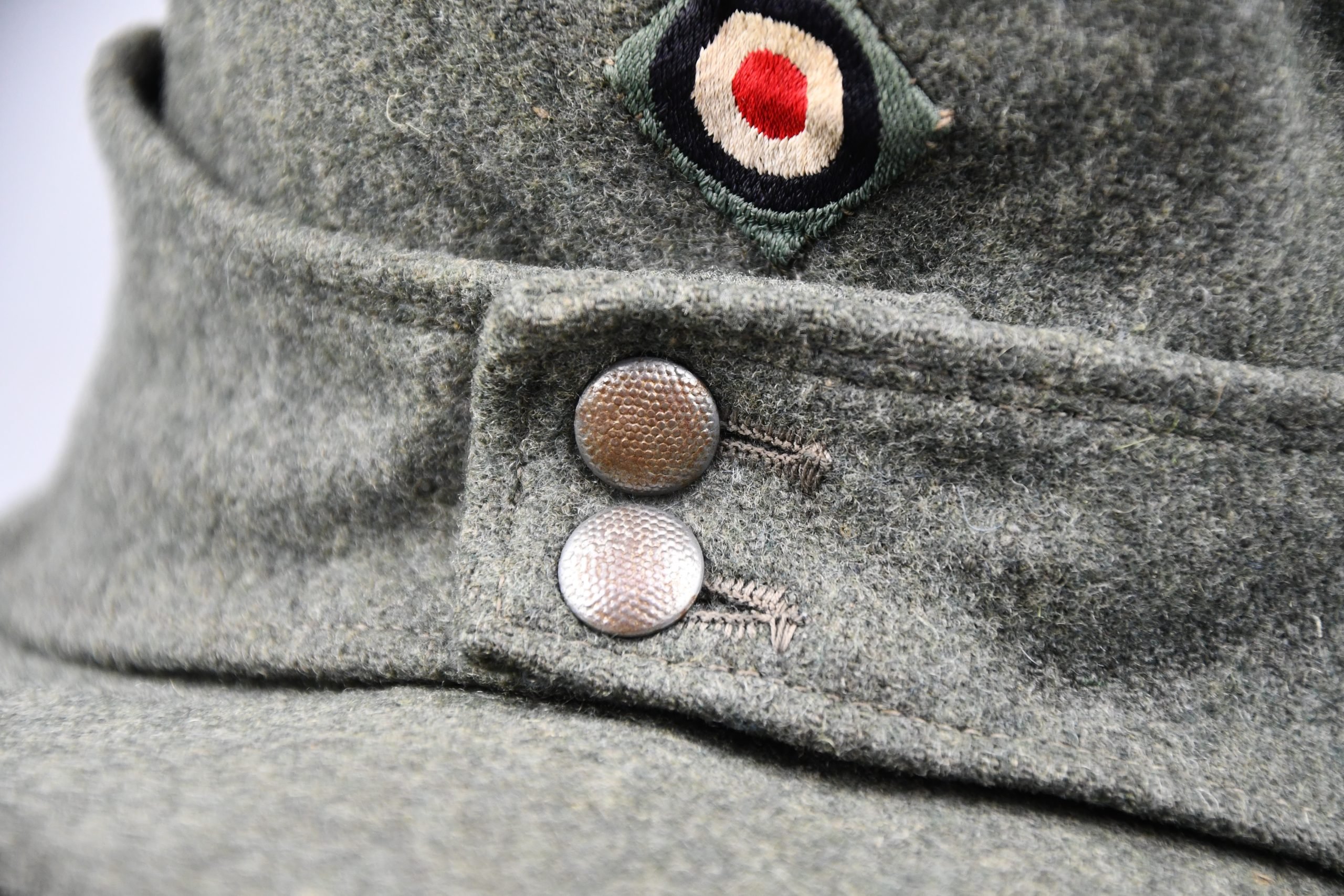 M43 army (Heer) field cap 'Einheitsfeldmütze'for Jäger with stacked insignia — image 6